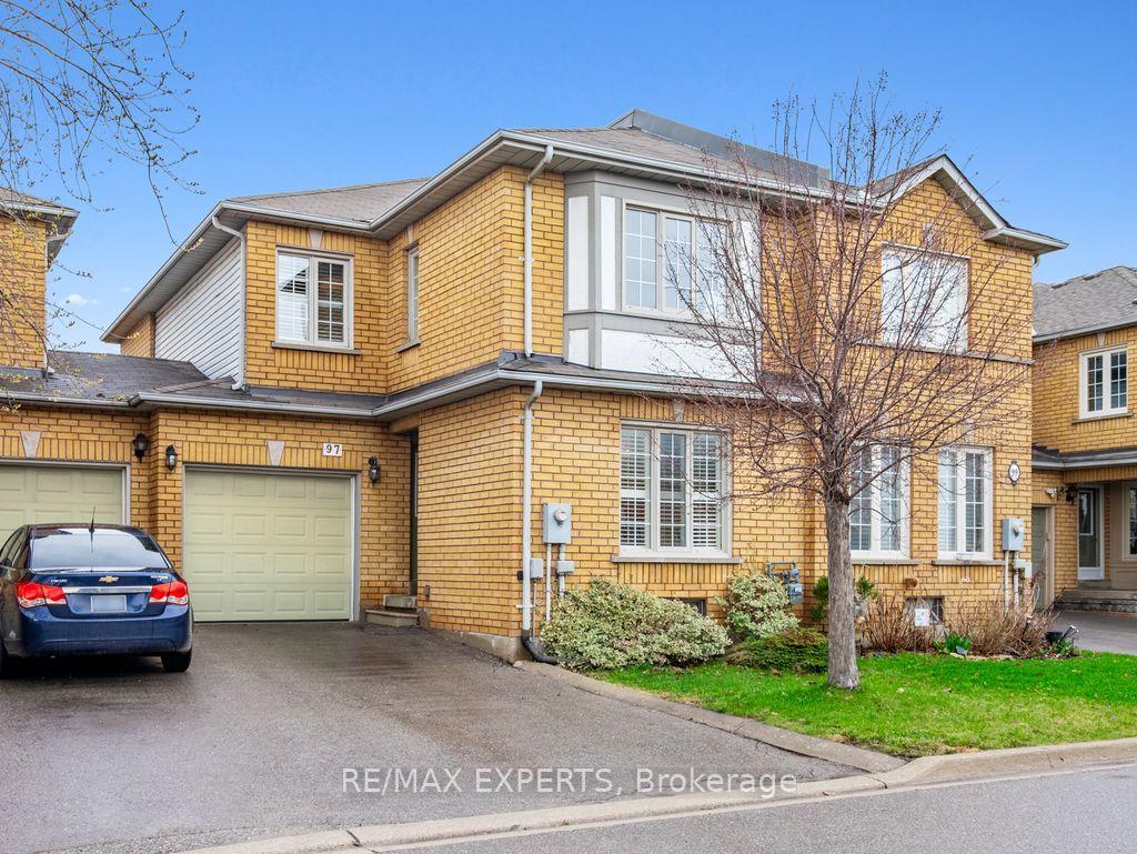 97 Pinedale Gate Vaughan Ontario Canada Sale residential MICHELE STRAZZERI Re/Max Experts, Brokerage*