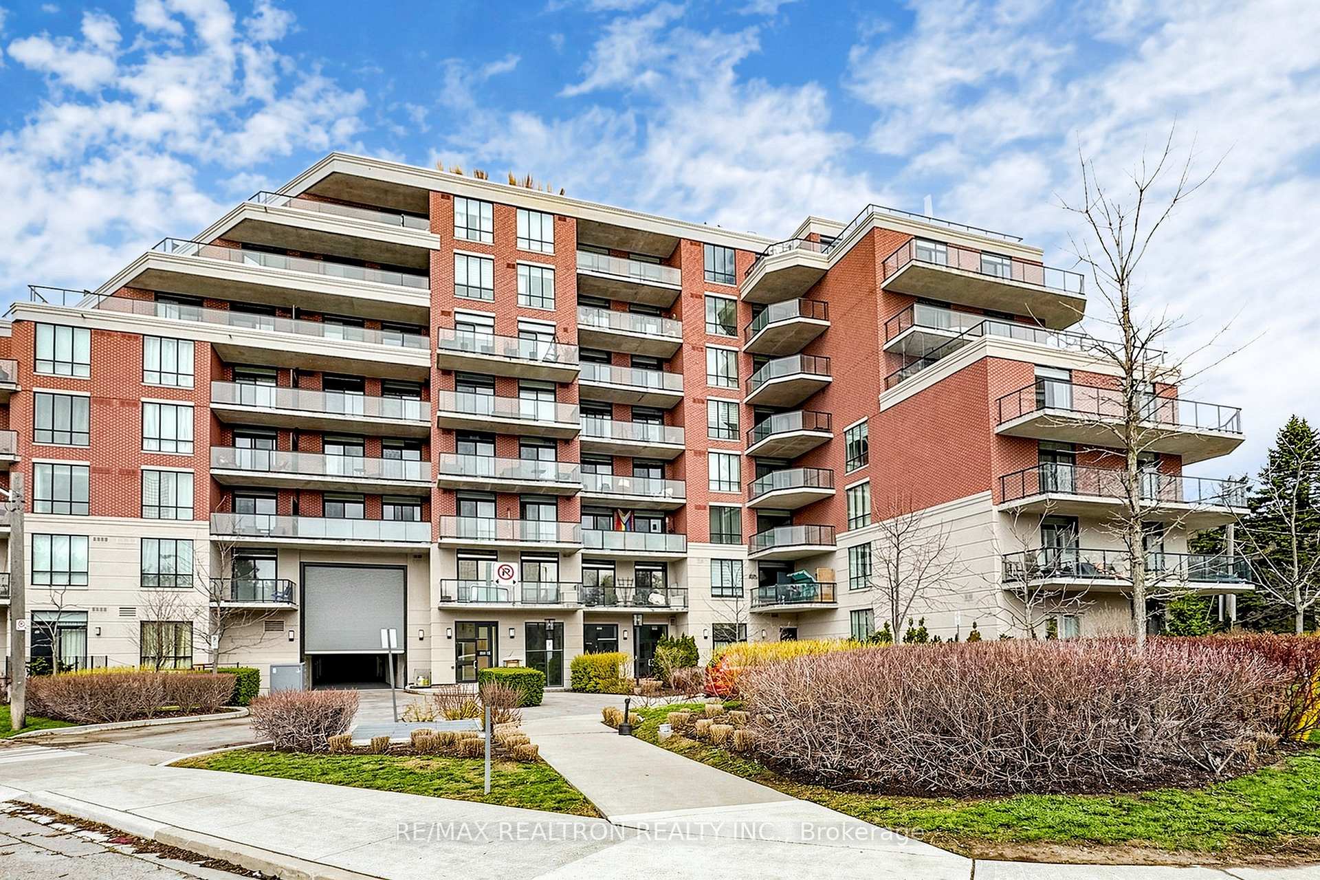 108 - 3655 Kingston Road Toronto Ontario Canada Sale residential Brian Matthews RE/MAX Realtron Realty Inc., Brokerage *