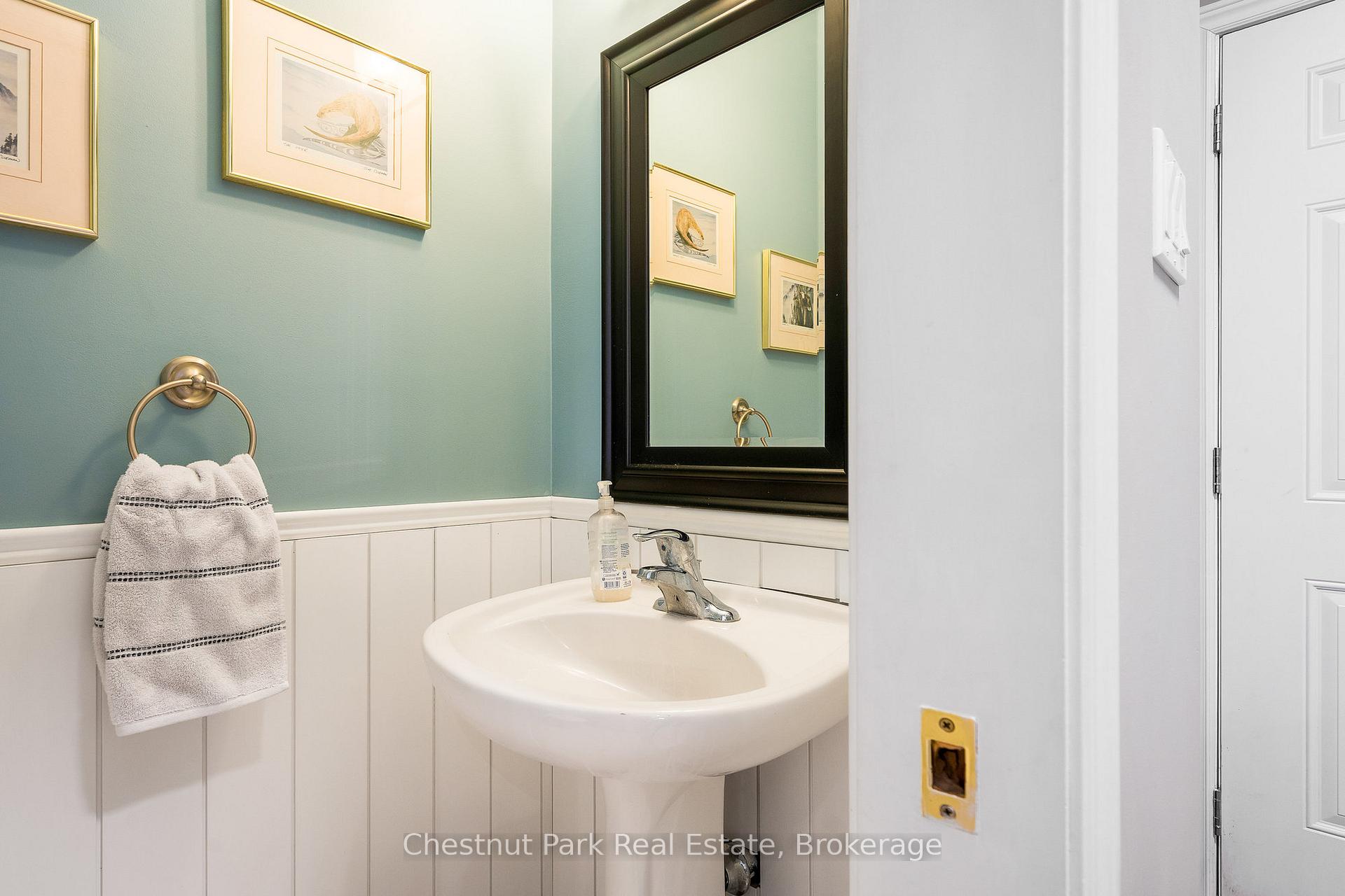 4 Bedroom Single Family Home/House's Image 20