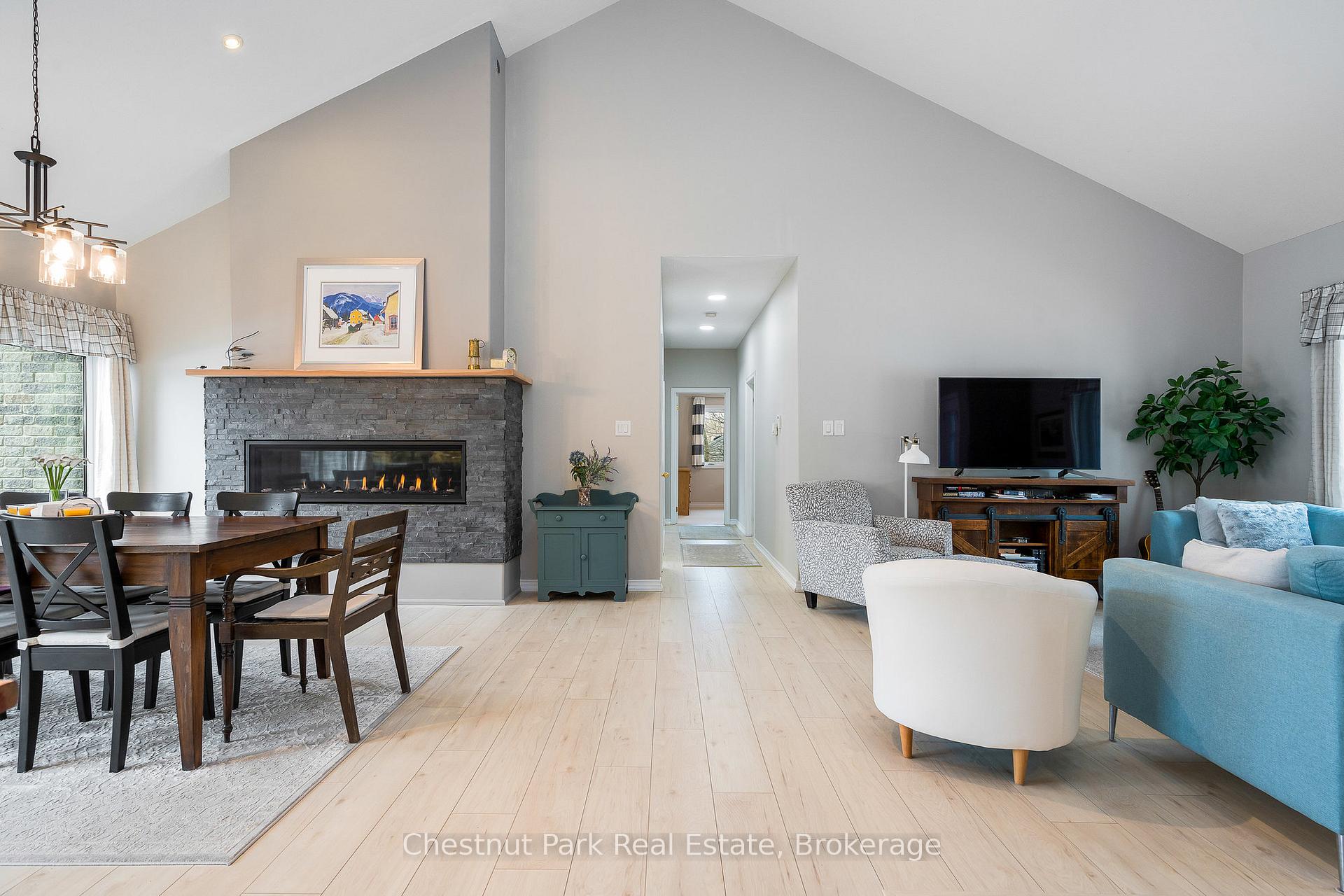 4 Bedroom Single Family Home/House's Image 6