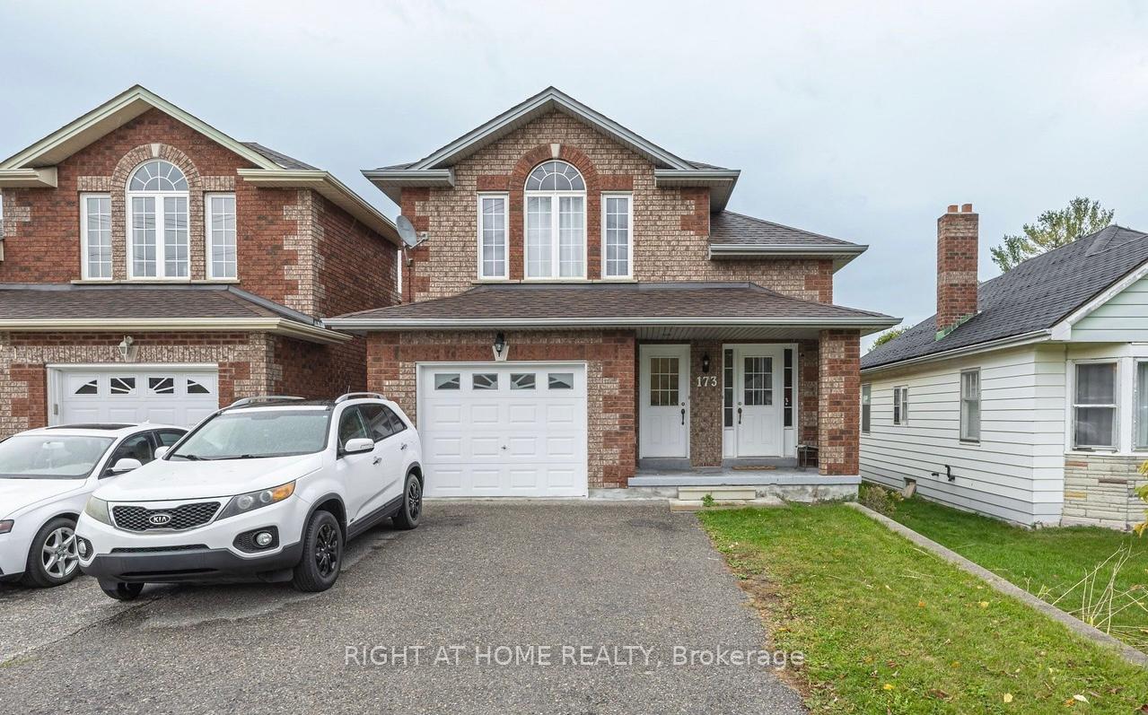 173 Simcoe Road Bradford West Gwillimbury Ontario Canada Sale residential Mostafa Khayatzadeh Right at Home Realty, Brokerage*