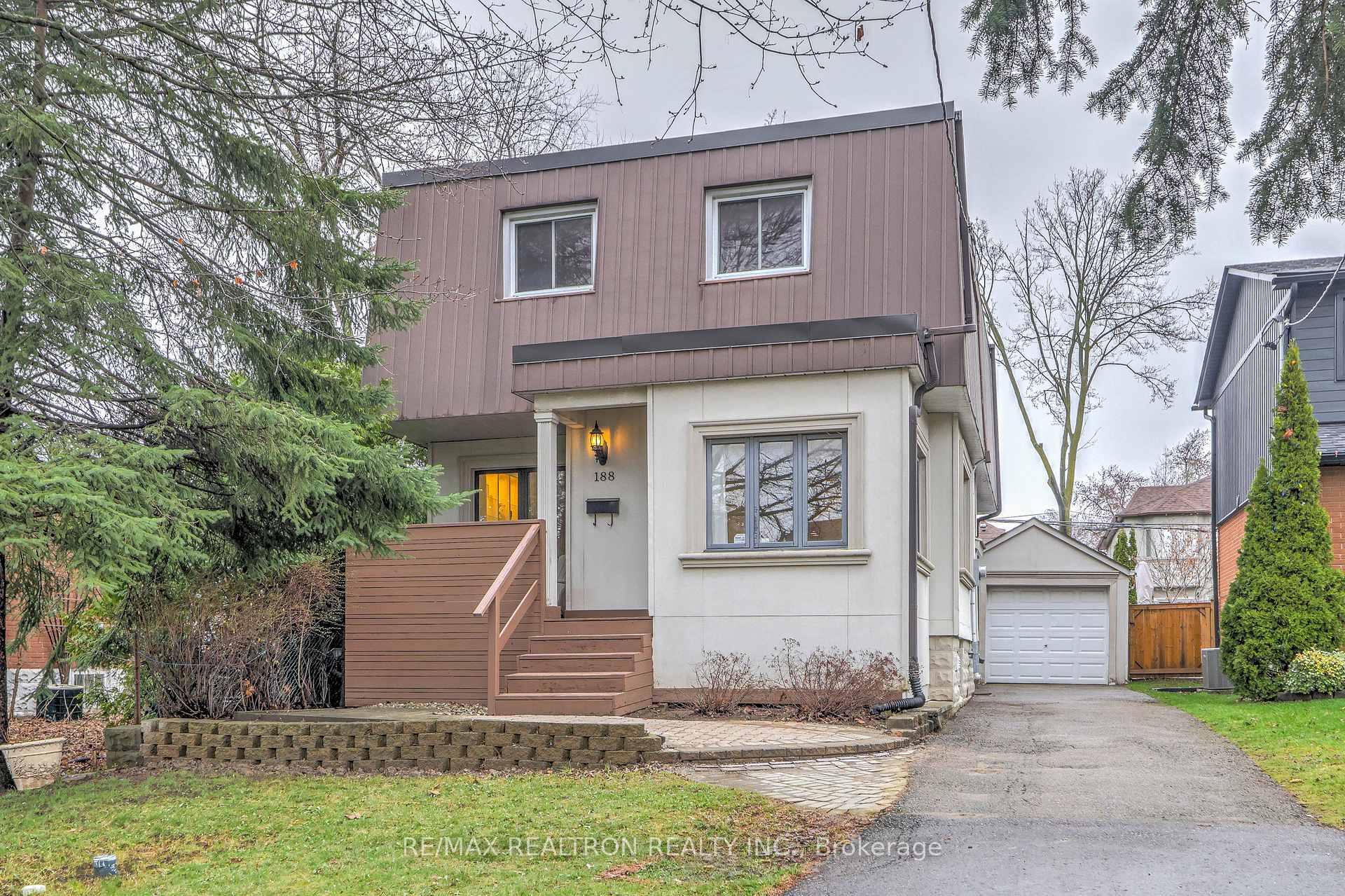 188 Maplehurst Avenue Toronto Ontario Canada Sale residential Fred Khaddad RE/MAX Realtron Realty Inc., Brokerage*