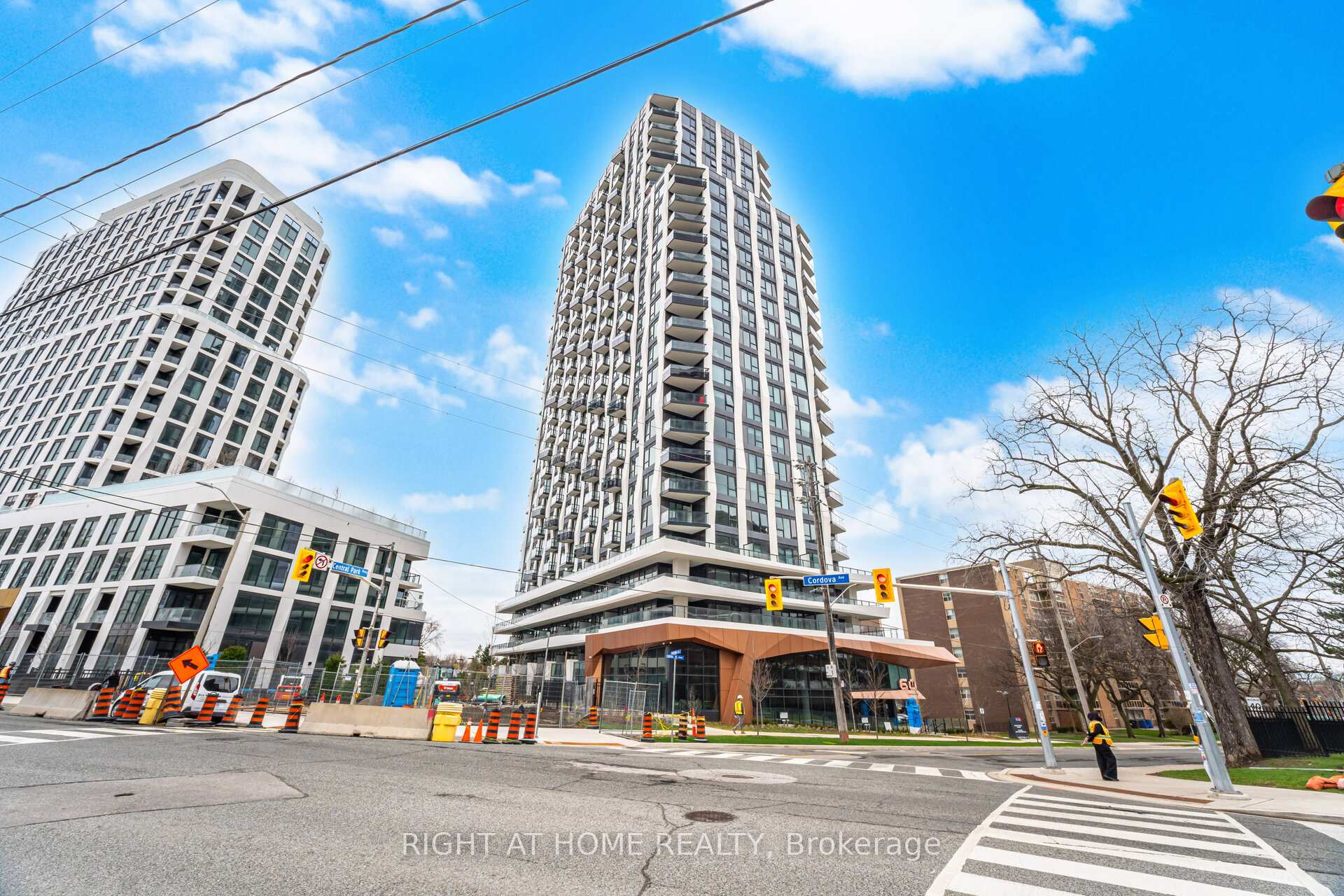 2101 - 60 Central Park Roadway Toronto Ontario Canada Rent residential   Right at Home Realty, Brokerage