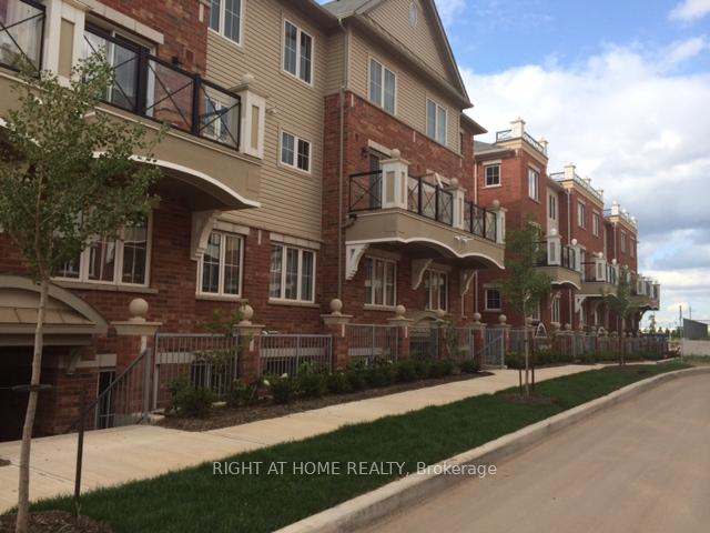 1 - 43 Hays Boulevard Oakville Ontario Canada Rent residential   Right at Home Realty, Brokerage