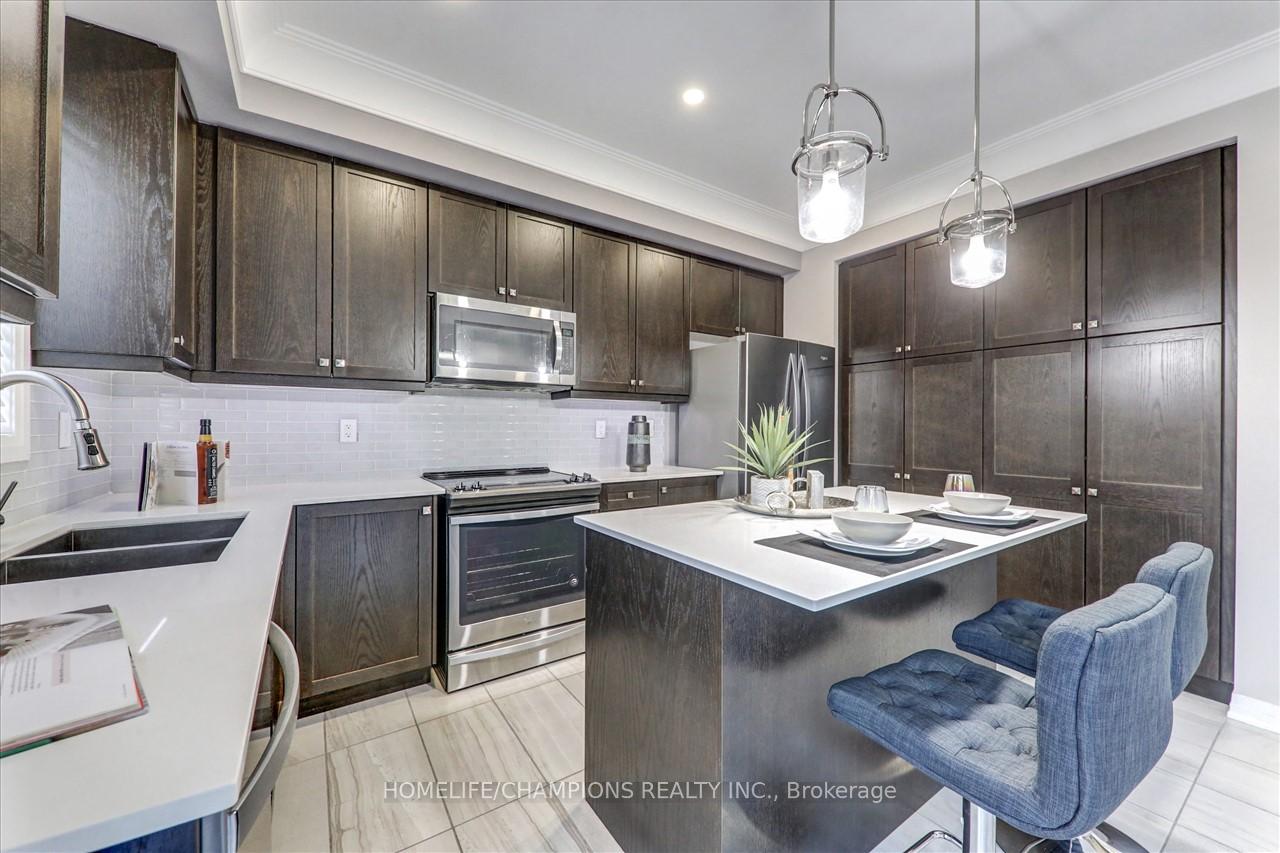 238 London Lane Ajax Ontario Canada Sale residential Kulam Ramalingam HomeLife/Champions Realty Inc., Brokerage*