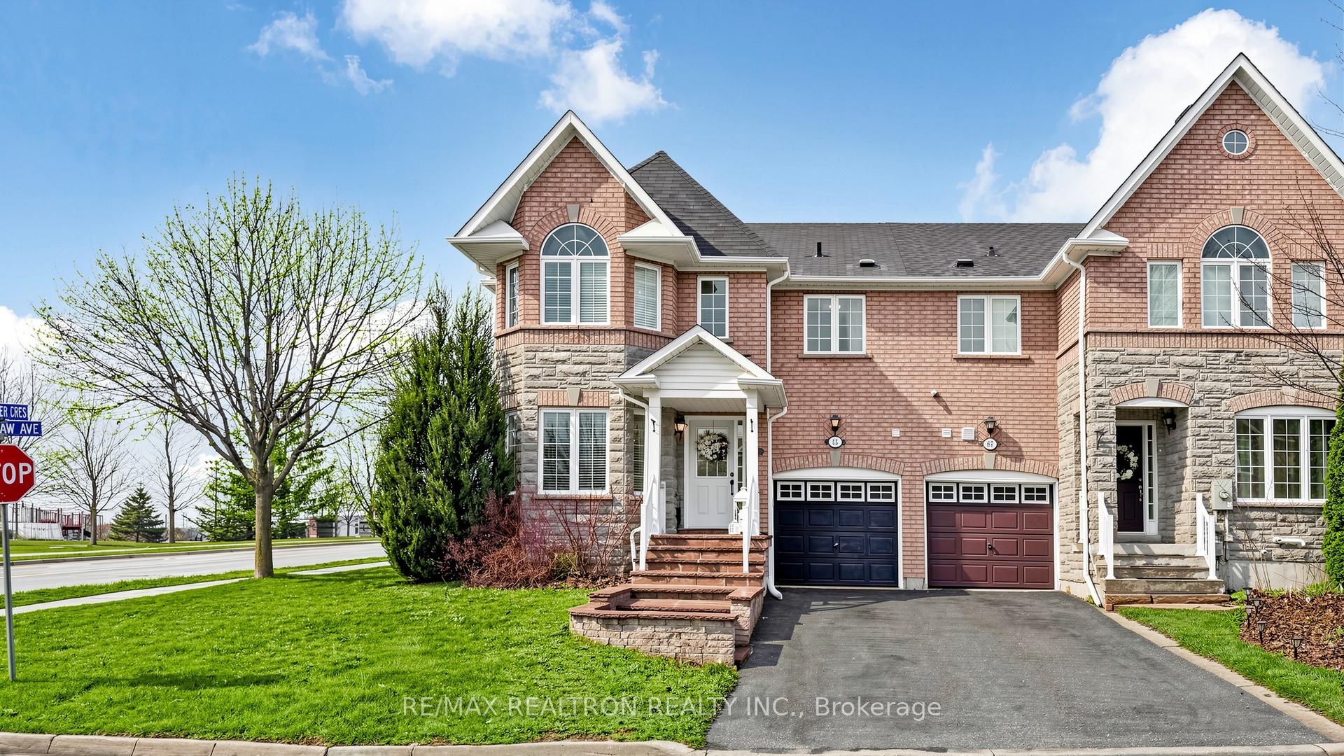 65 Red River Crescent Newmarket Ontario Canada Sale residential RON COMMODORE RE/MAX Realtron Realty, Inc. Brokerage*
