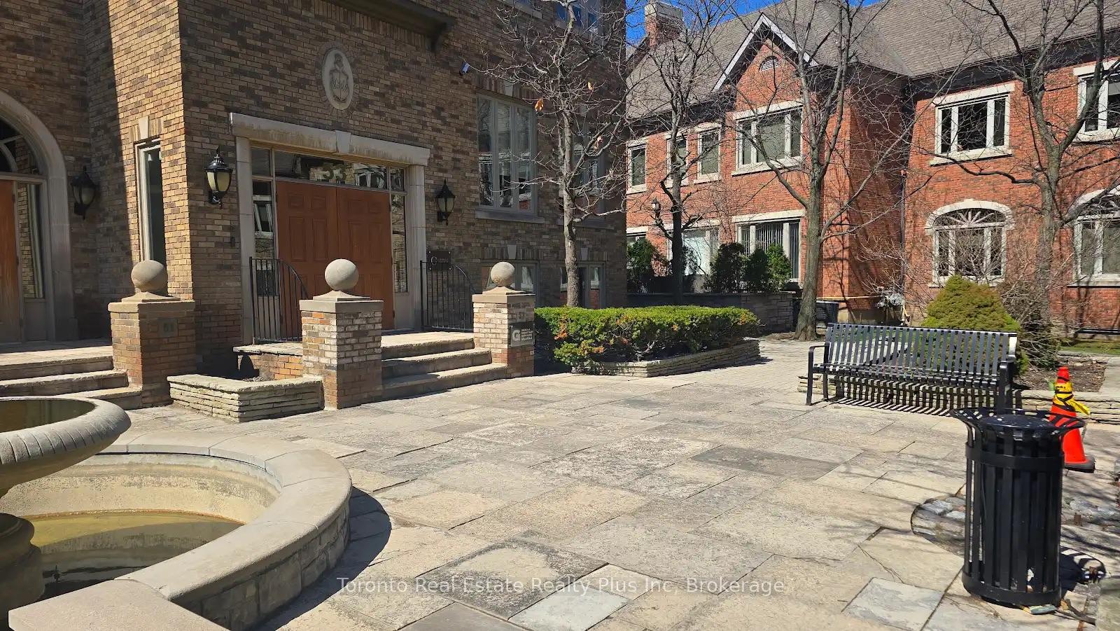 #100 - 53 Village Centre Place Mississauga Ontario Canada Lease commercial   Toronto Real Estate Realty Plus Brokerage