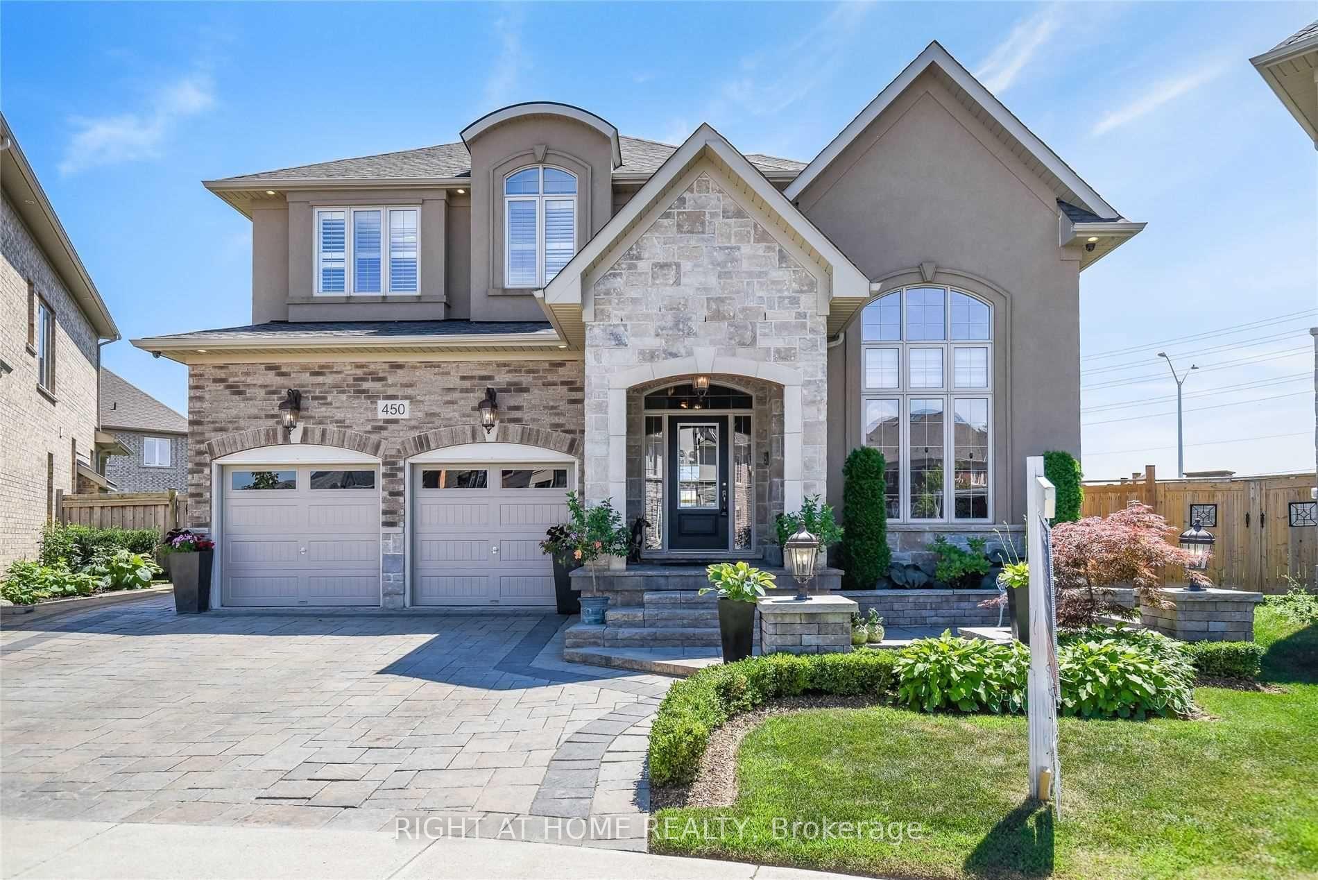 #BSMT - 450 Hidden Trail N Oakville Ontario Canada Rent residential Sherine Ishak Right at Home Realty, Brokerage*