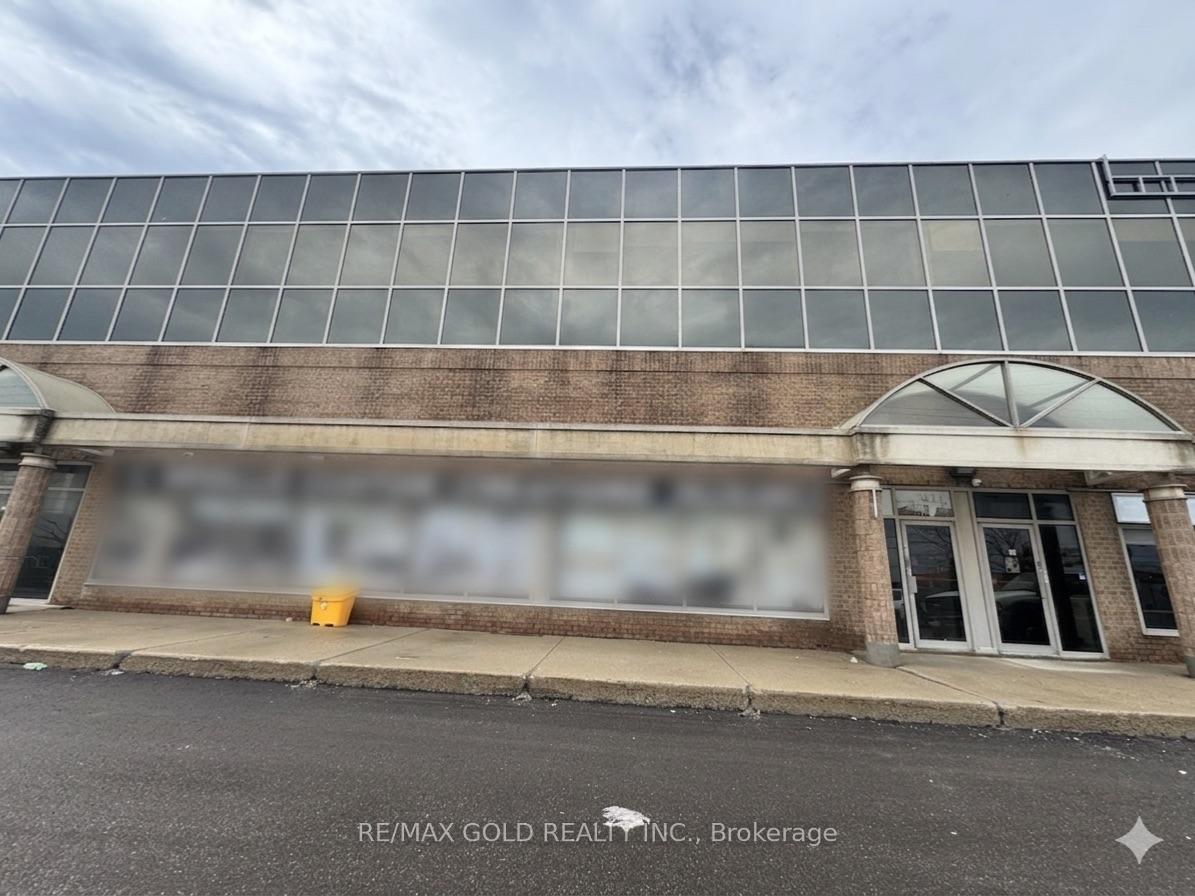 6660 Kennedy Road Mississauga Ontario Canada Lease commercial Menjit Cheema RE/MAX Gold Realty Inc., Brokerage *
