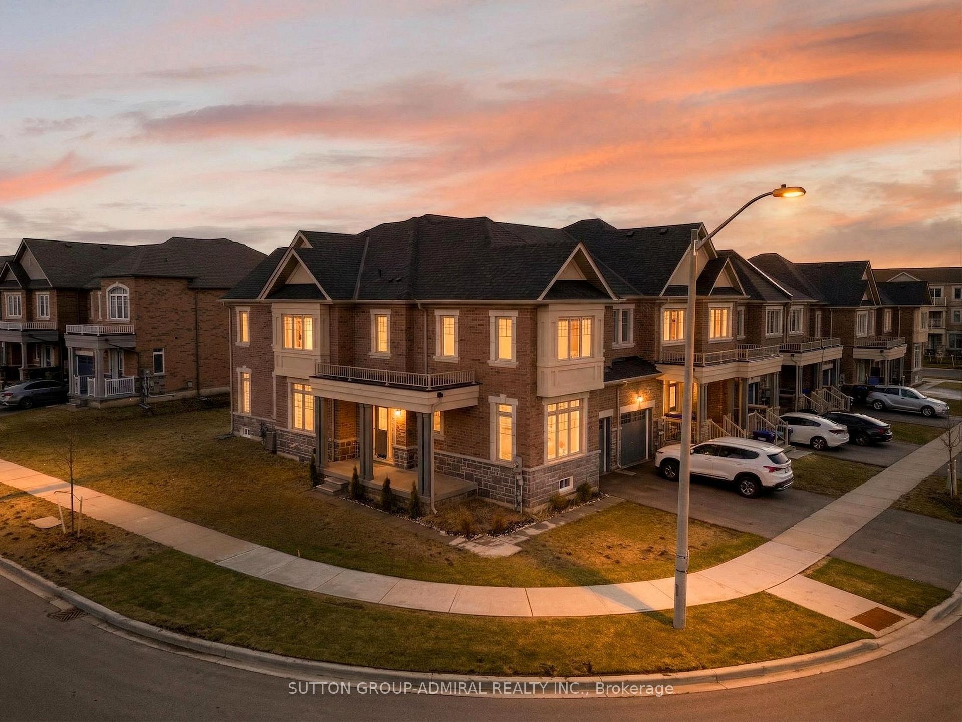 2237 Grainger Loop Innisfil Ontario Canada Sale residential Tetyana Vodyanyuk Sutton Group-Admiral Realty Inc., Brokerage *