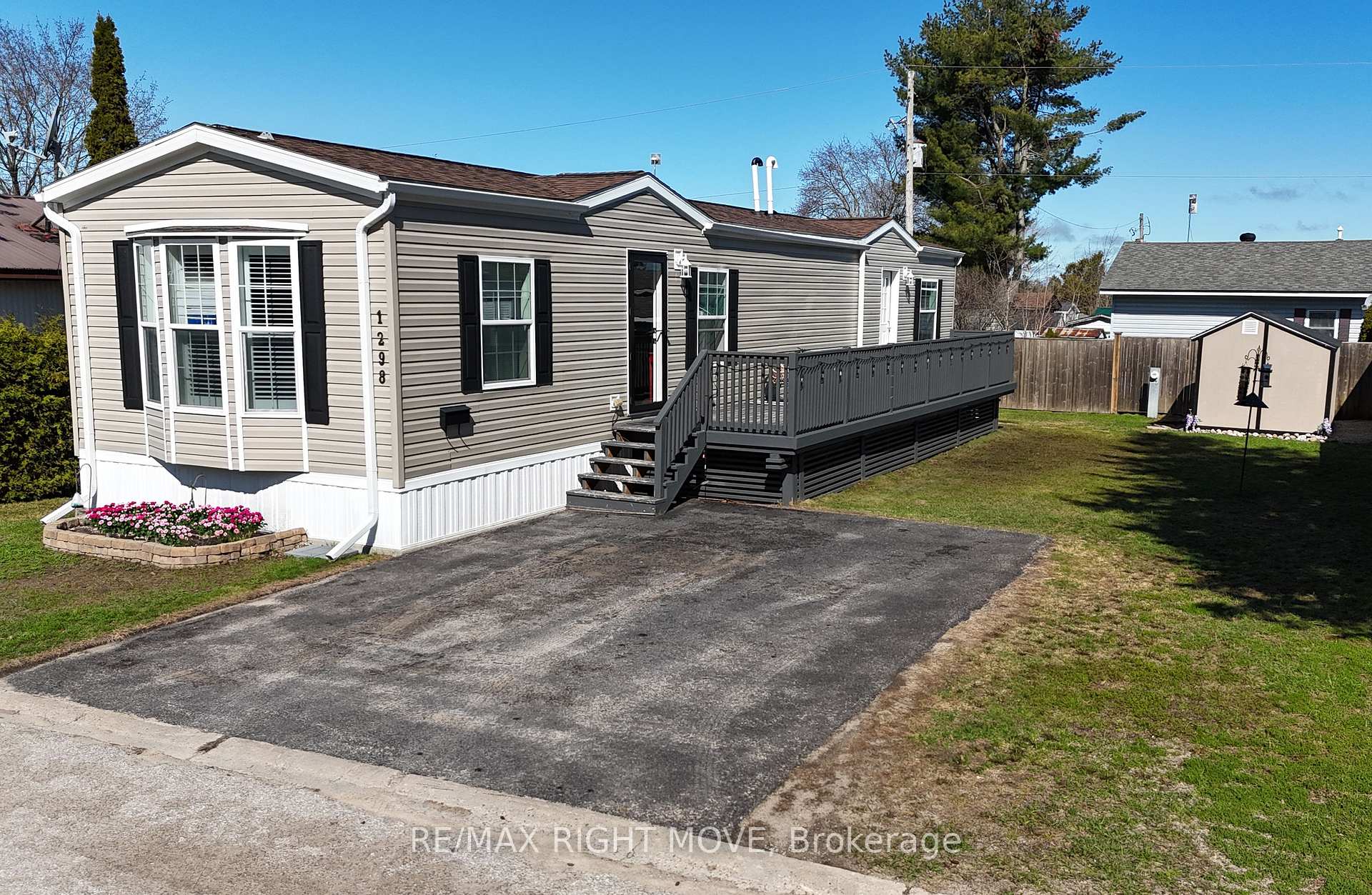 1298 Hilltop Road Severn Ontario Canada Sale residential Damian Strak RE/MAX RIGHT MOVE, BROKERAGE *