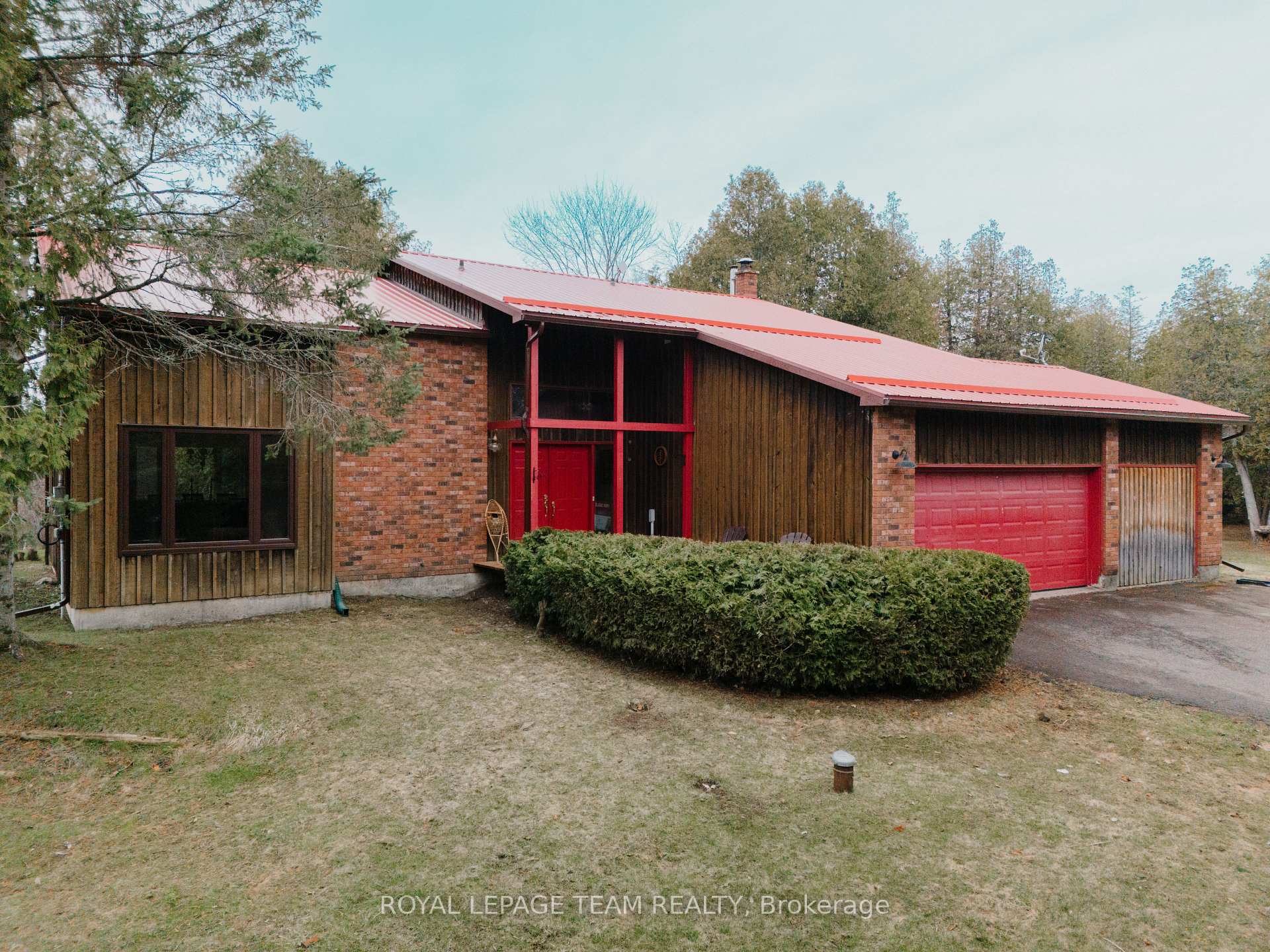 2249 McGovern Road W North Grenville Ontario Canada Sale residential Lea Wouters Right at Home Realty, Brokerage*