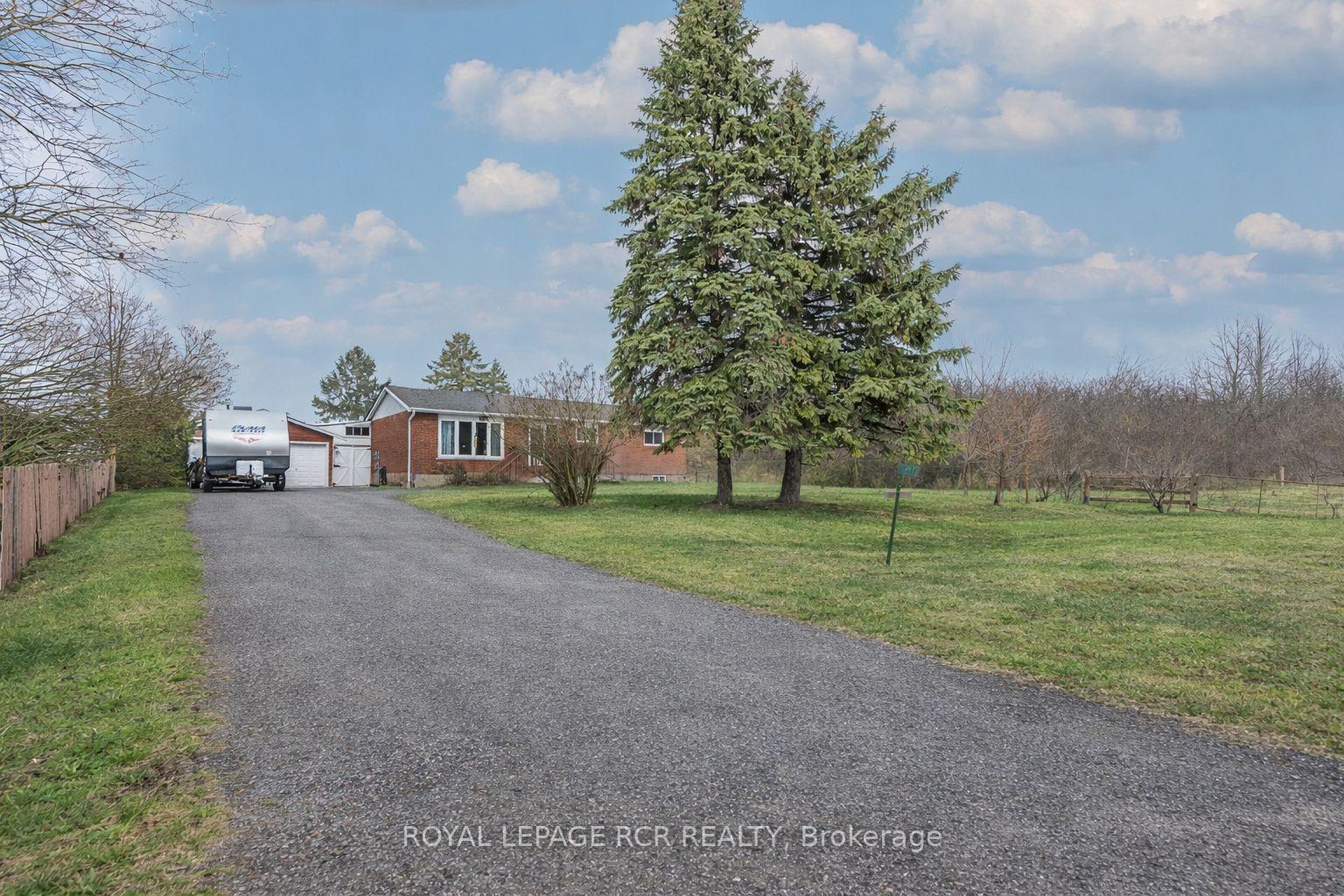 2872 Sunset Drive Ramara Ontario Canada Sale residential Phil Queen Royal LePage RCR Realty, Brokerage *