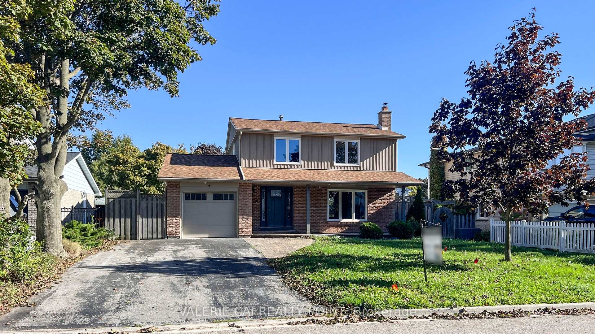 96 Bolland Crescent Ajax Ontario Canada Sale residential   HOMELIFE DISTRICT REALTY, Brokerage*