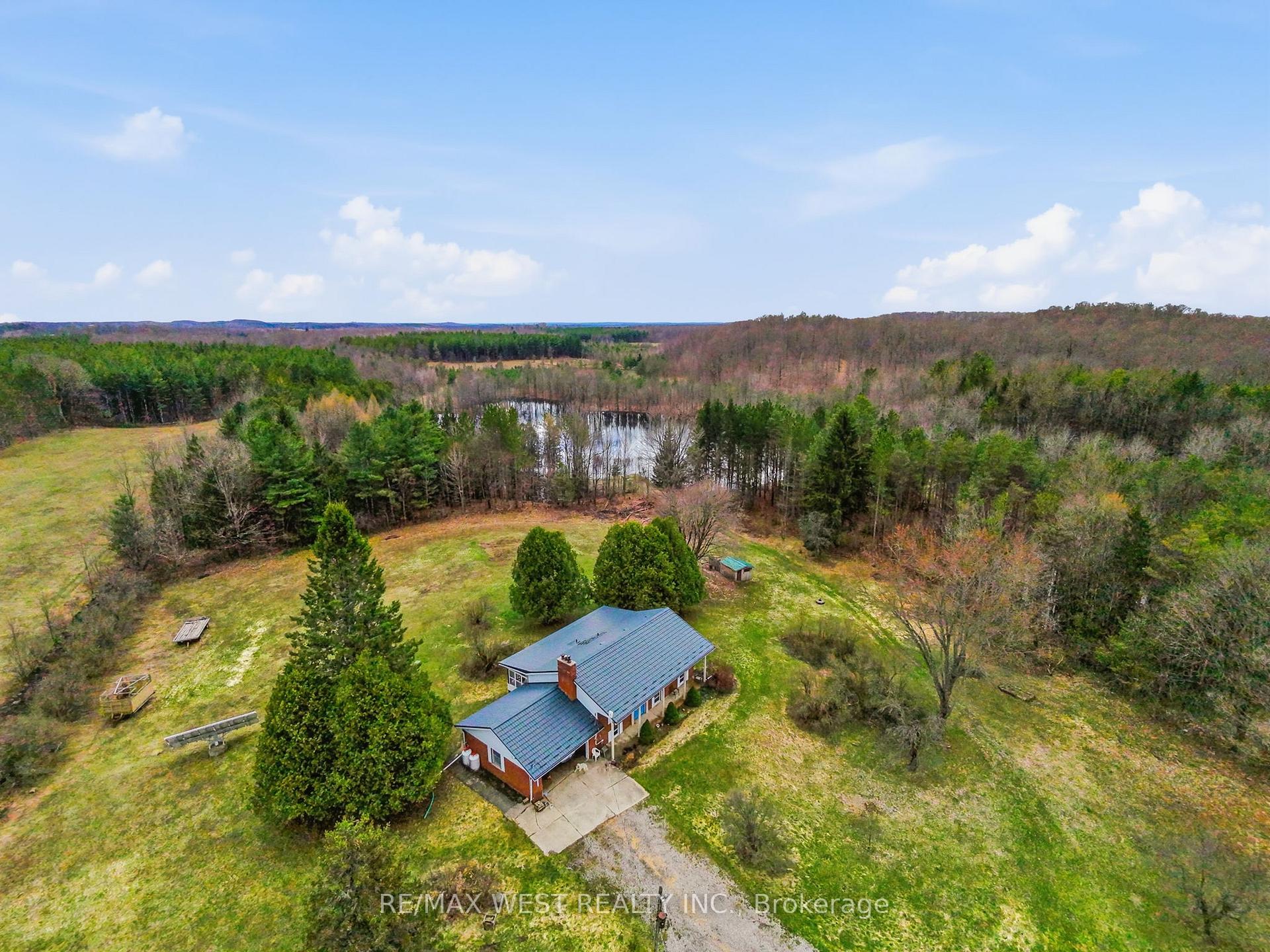 542310 Concession 14 Road West Grey Ontario Canada Sale residential   RE/MAX West Realty Inc., Brokerage *