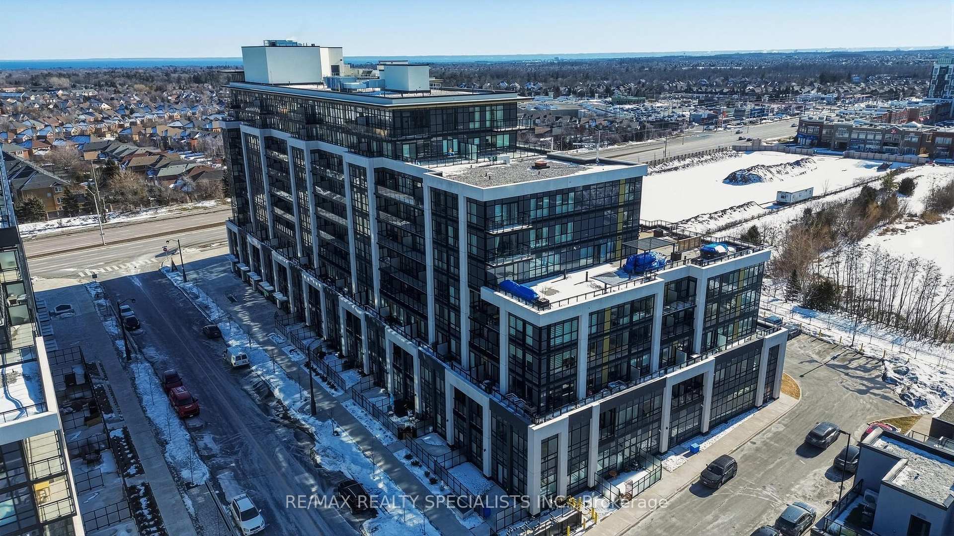 314 - 405 Dundas Street W Oakville Ontario Canada Sale residential Monika Vaid RE/MAX GOLD REALTY INC.