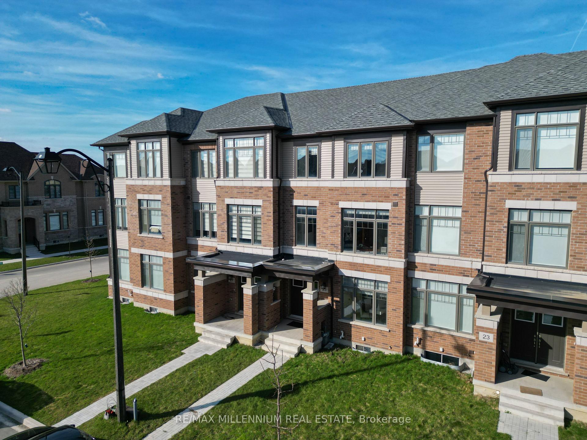 25 Lipscott Drive Caledon Ontario Canada Sale residential BASHIR & NADIA  AHMED RE/MAX Millennium Real Estate, Brokerage*