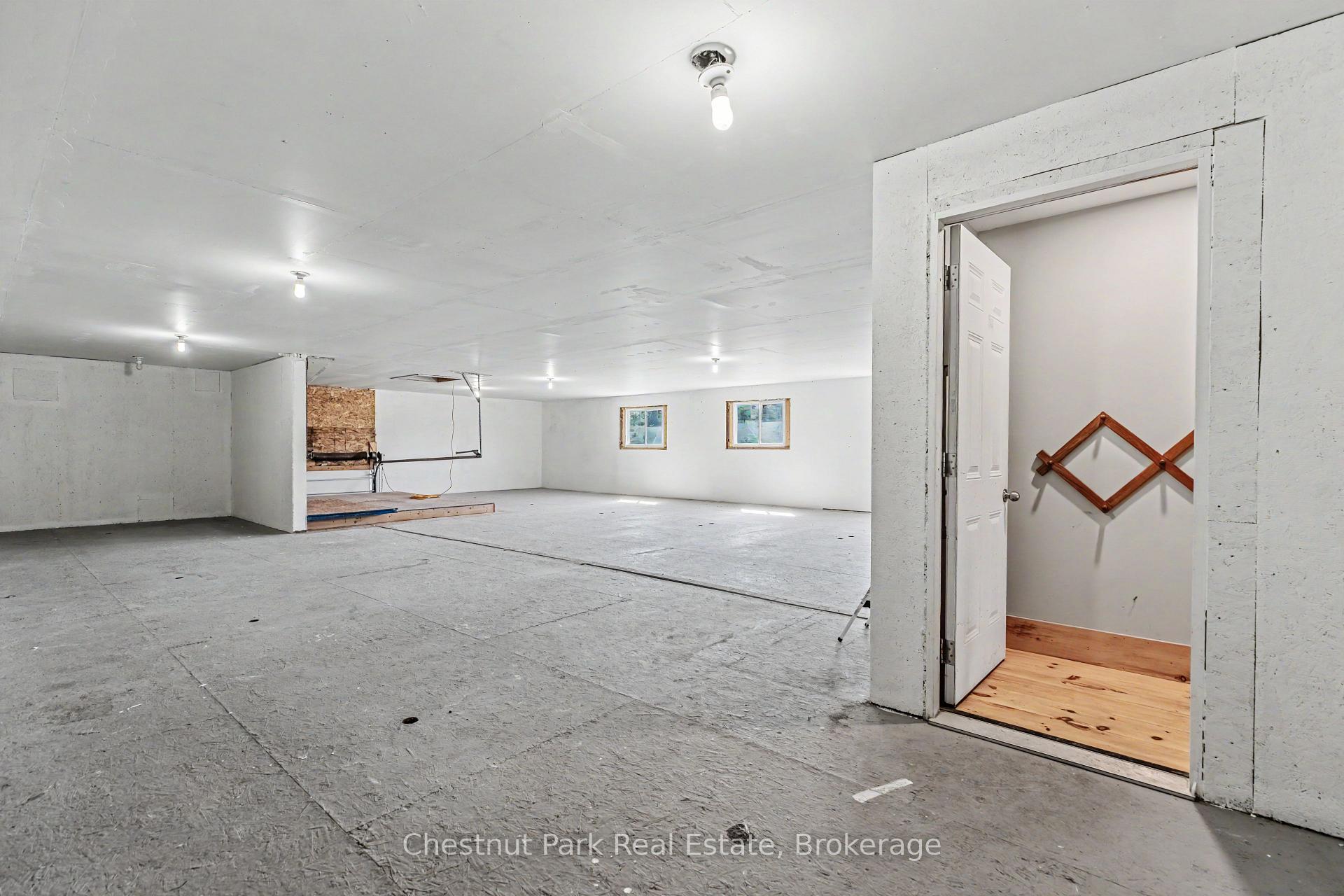 2 Bedroom Single Family Home/House's Image 32