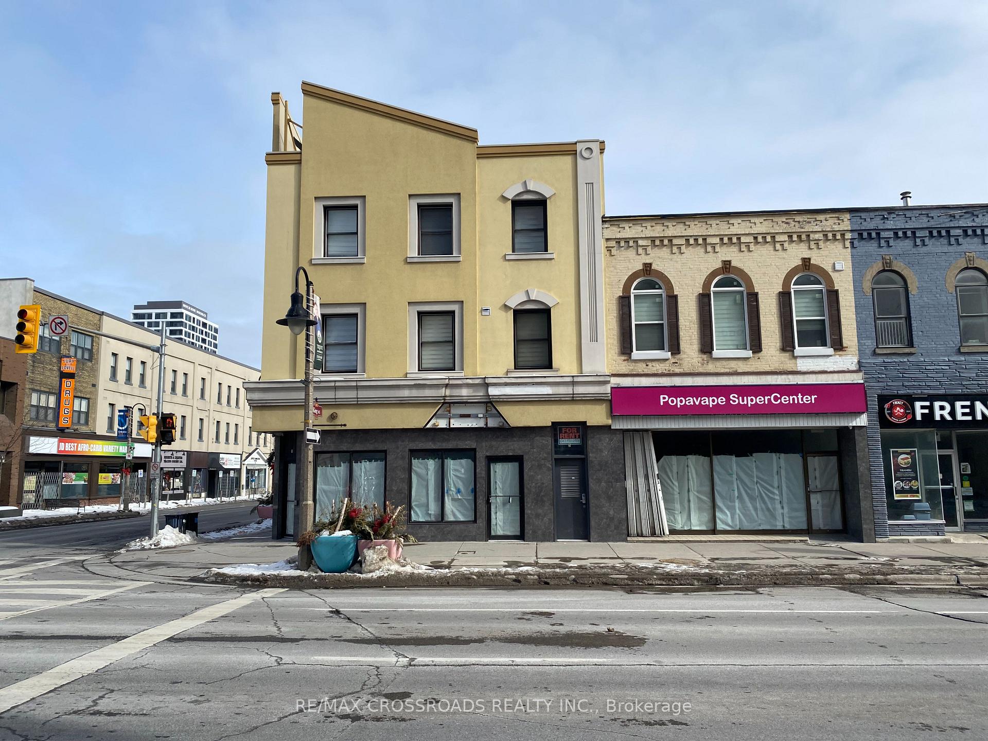 5 Simcoe Street S Oshawa Ontario Canada Lease commercial ISAAC HAN RE/MAX CROSSROADS REALTY INC. Brokerage*