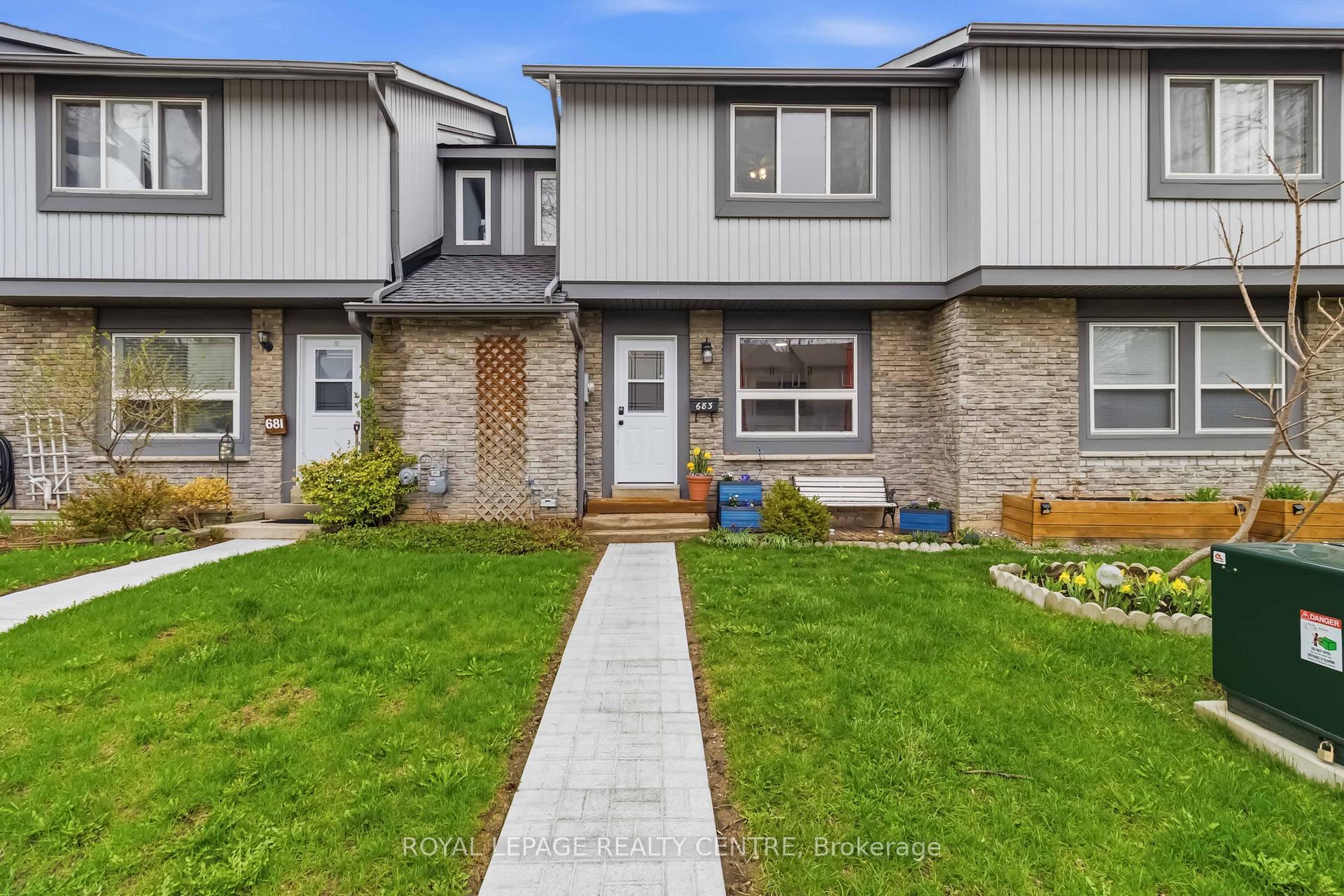 683 Woodward Avenue Milton Ontario Canada Sale residential Matthew Maron Right at Home Realty, Brokerage*