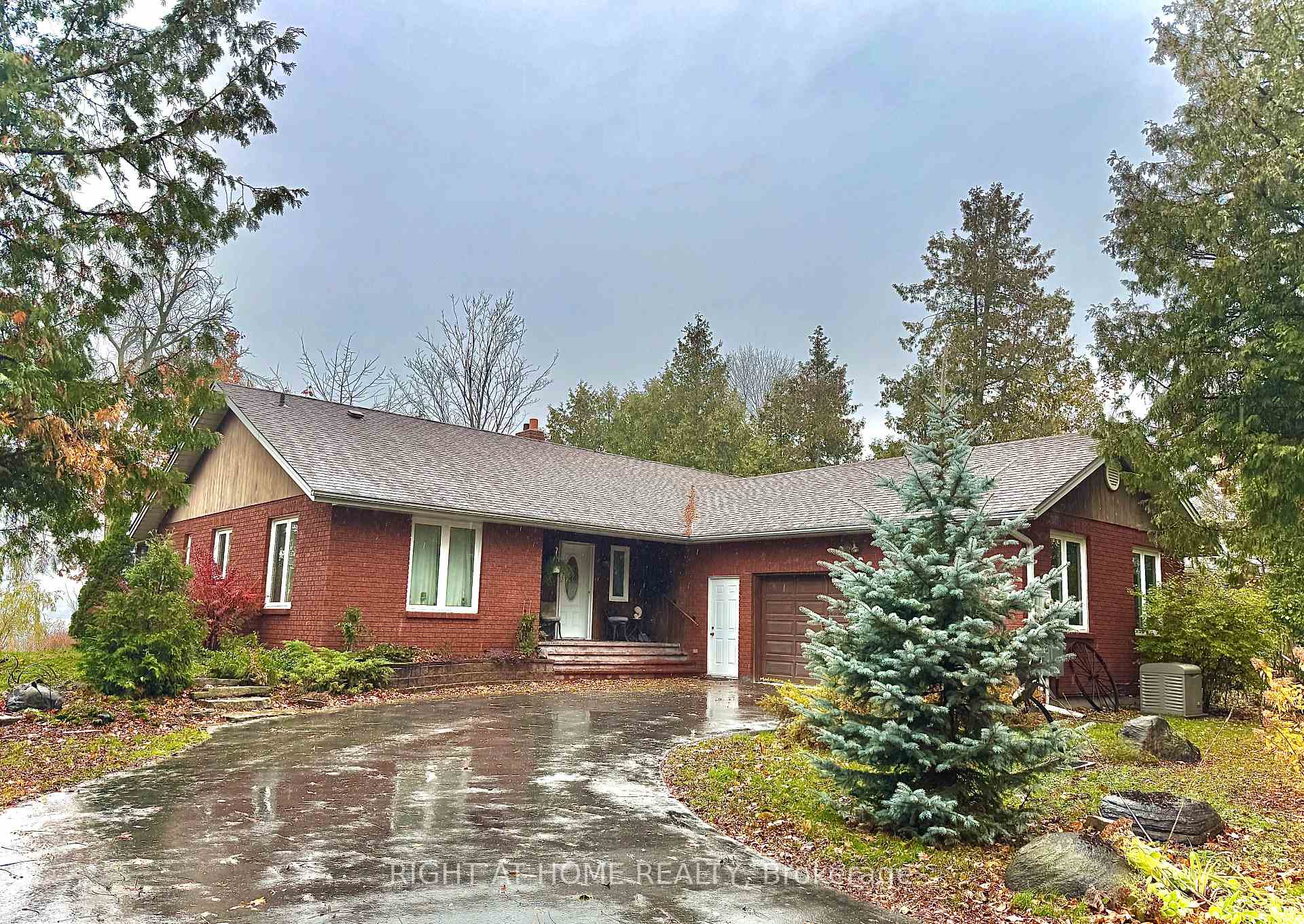 28 Birch Island Road Scugog Ontario Canada Sale residential Durham Bungalows McROBERT REAL ESTATE GROUP