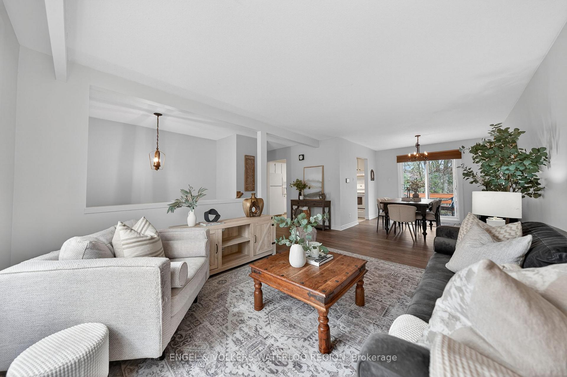 90 Amos Avenue Waterloo Ontario Canada Sale residential Rebecca Dorey RE/MAX Solid Gold Realty (II) Ltd., Brokerage*