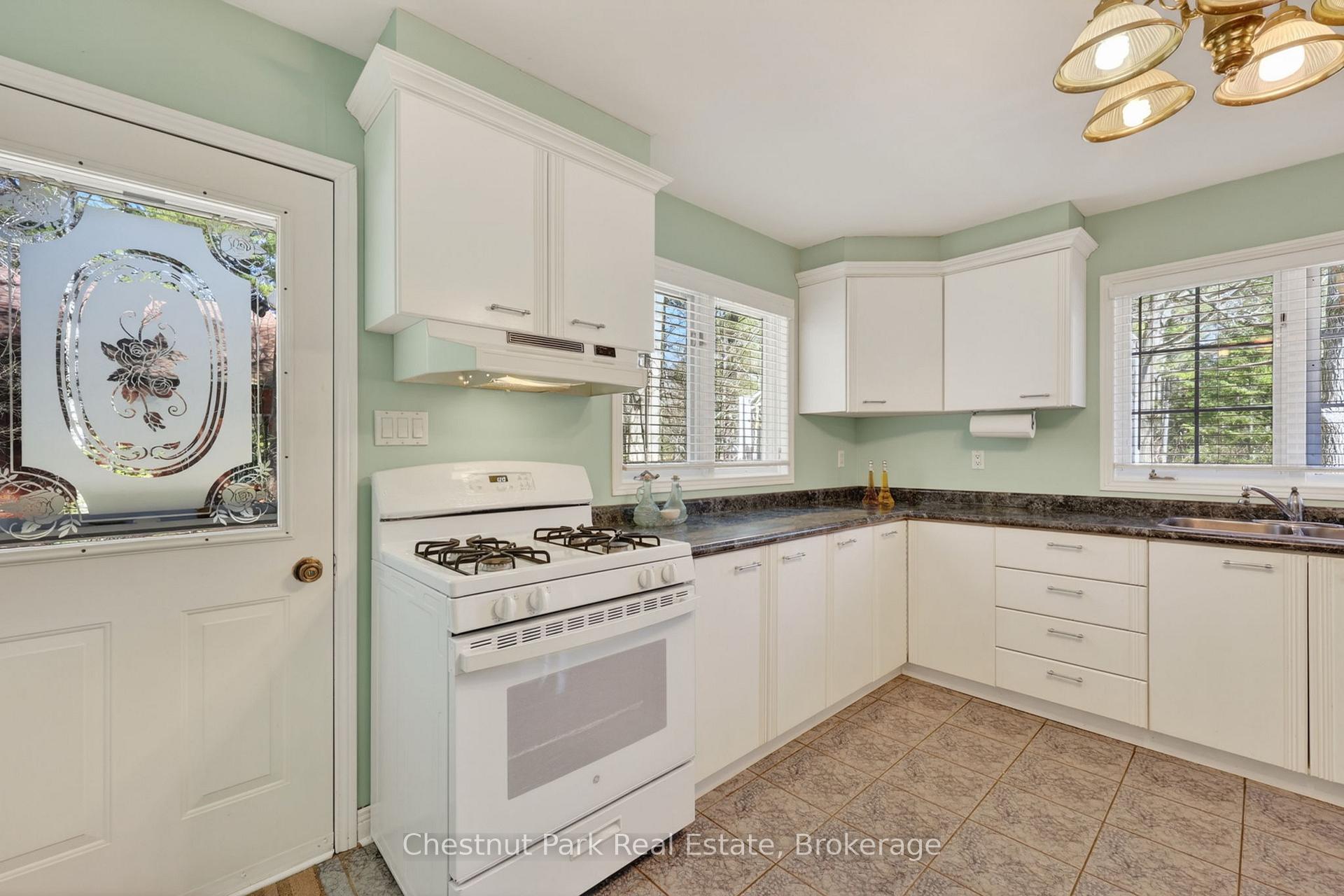 3 Bedroom Single Family Home/House's Image 13