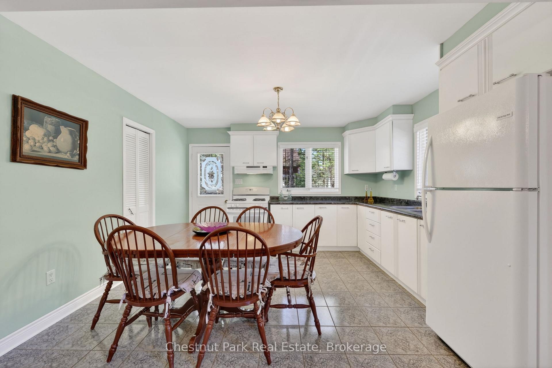 3 Bedroom Single Family Home/House's Image 11