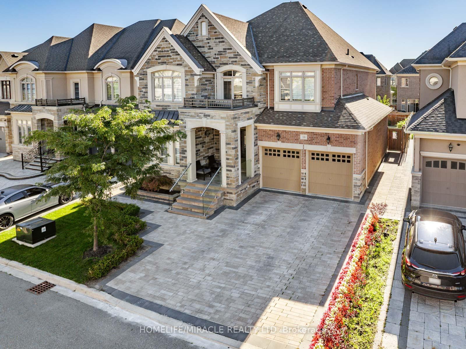 10 Erintown Crescent Brampton Ontario Canada Sold residential Home Gurus HomeLife/Miracle Realty Ltd, Brokerage *