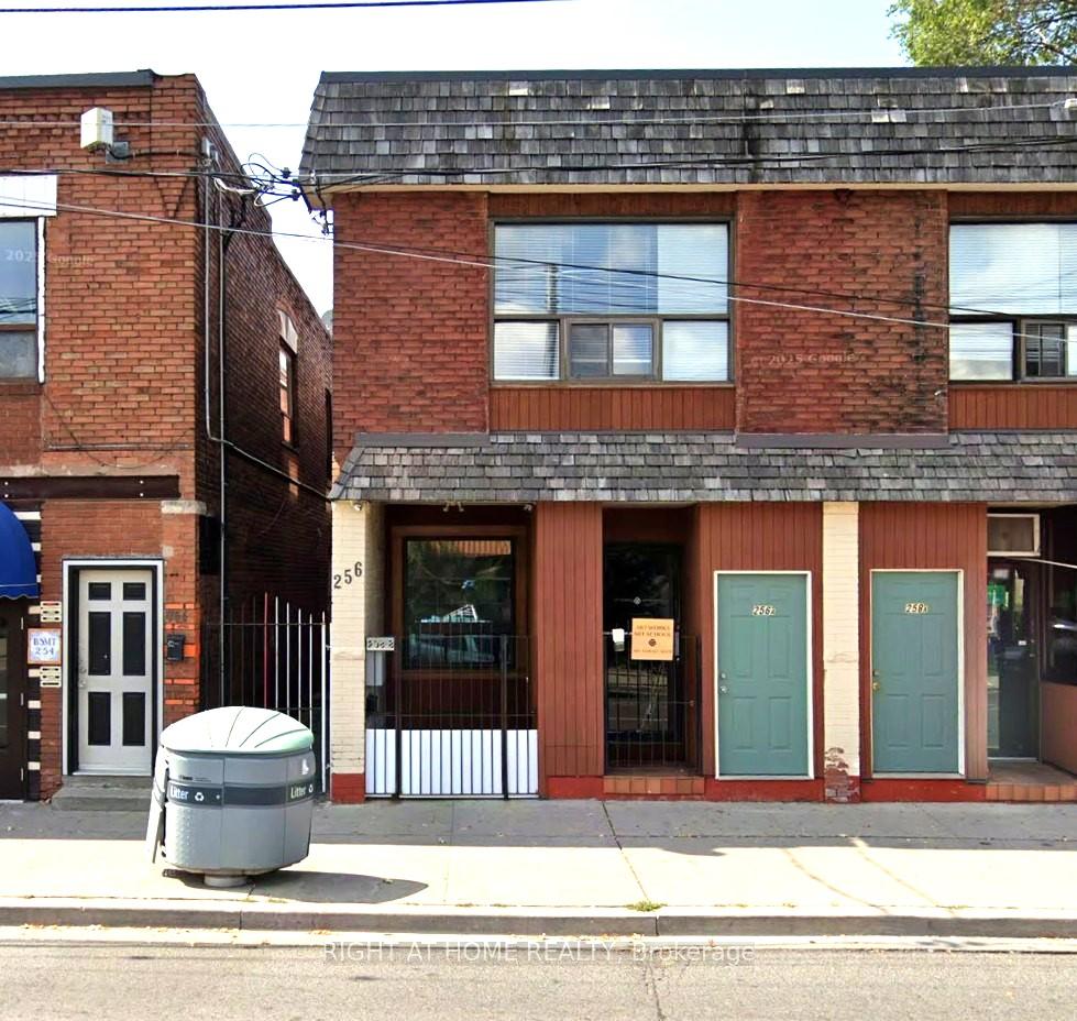 Main - 256 Lansdowne Avenue Toronto Ontario Canada Lease commercial Ali Jahangir Right at Home Realty, Brokerage*