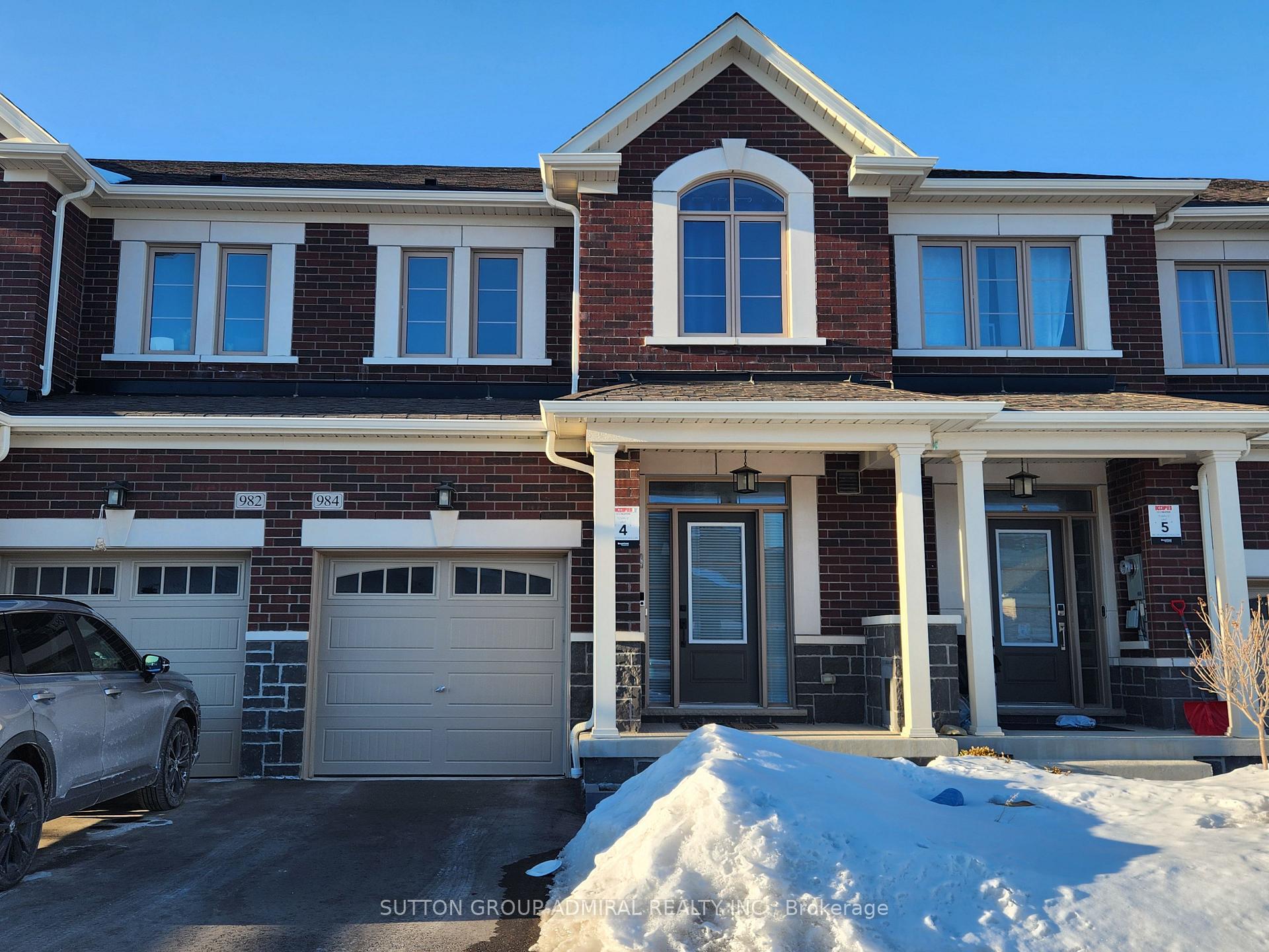 984 Crowsnest Hollow Pickering Ontario Canada Sale residential RLTR360 TEAM Sutton Group-Admiral Realty Inc., Brokerage *
