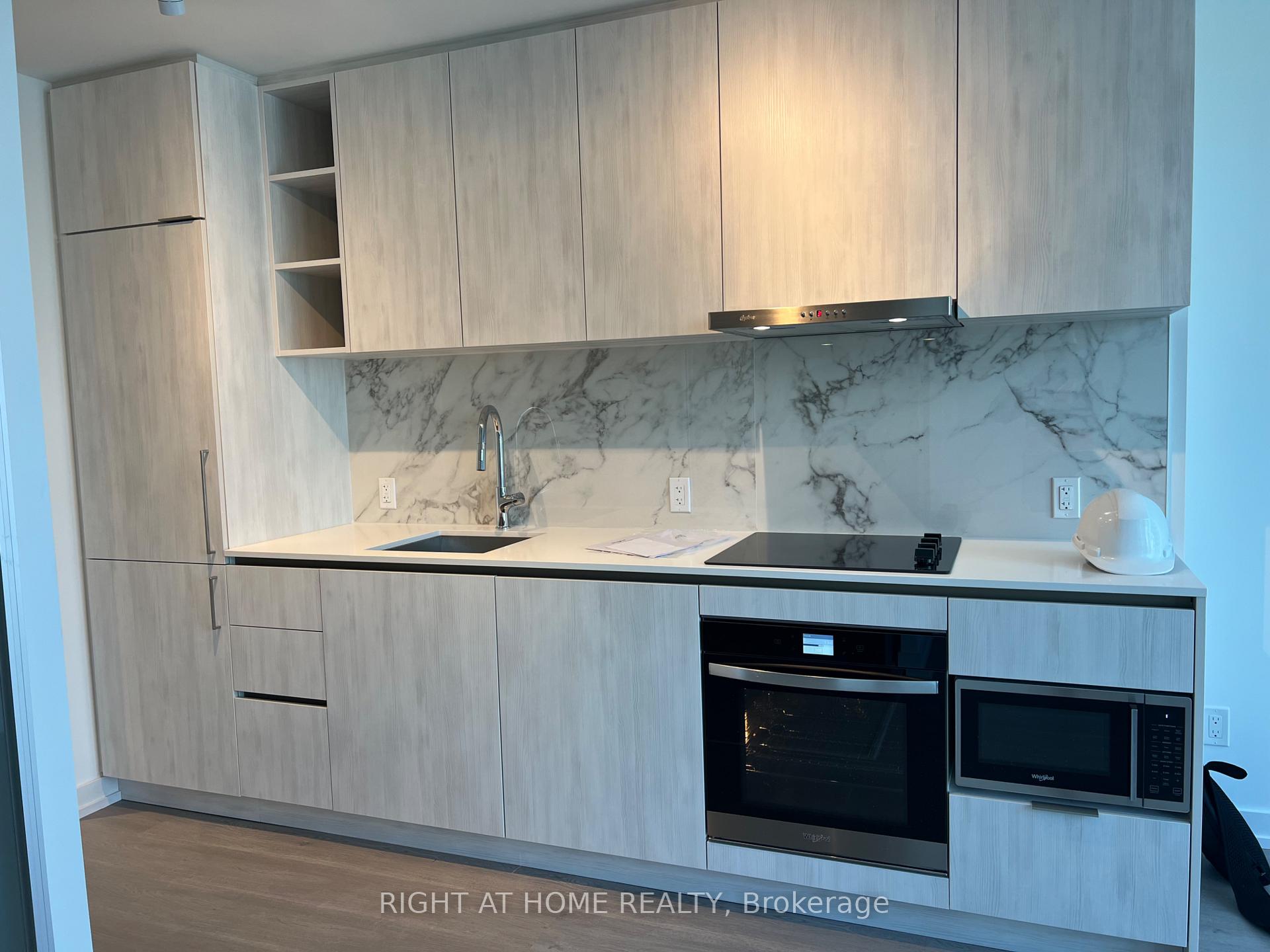 2606 - 8 wellesley Street W Toronto Ontario Canada Rent residential Ali Jahangir Right at Home Realty, Brokerage*