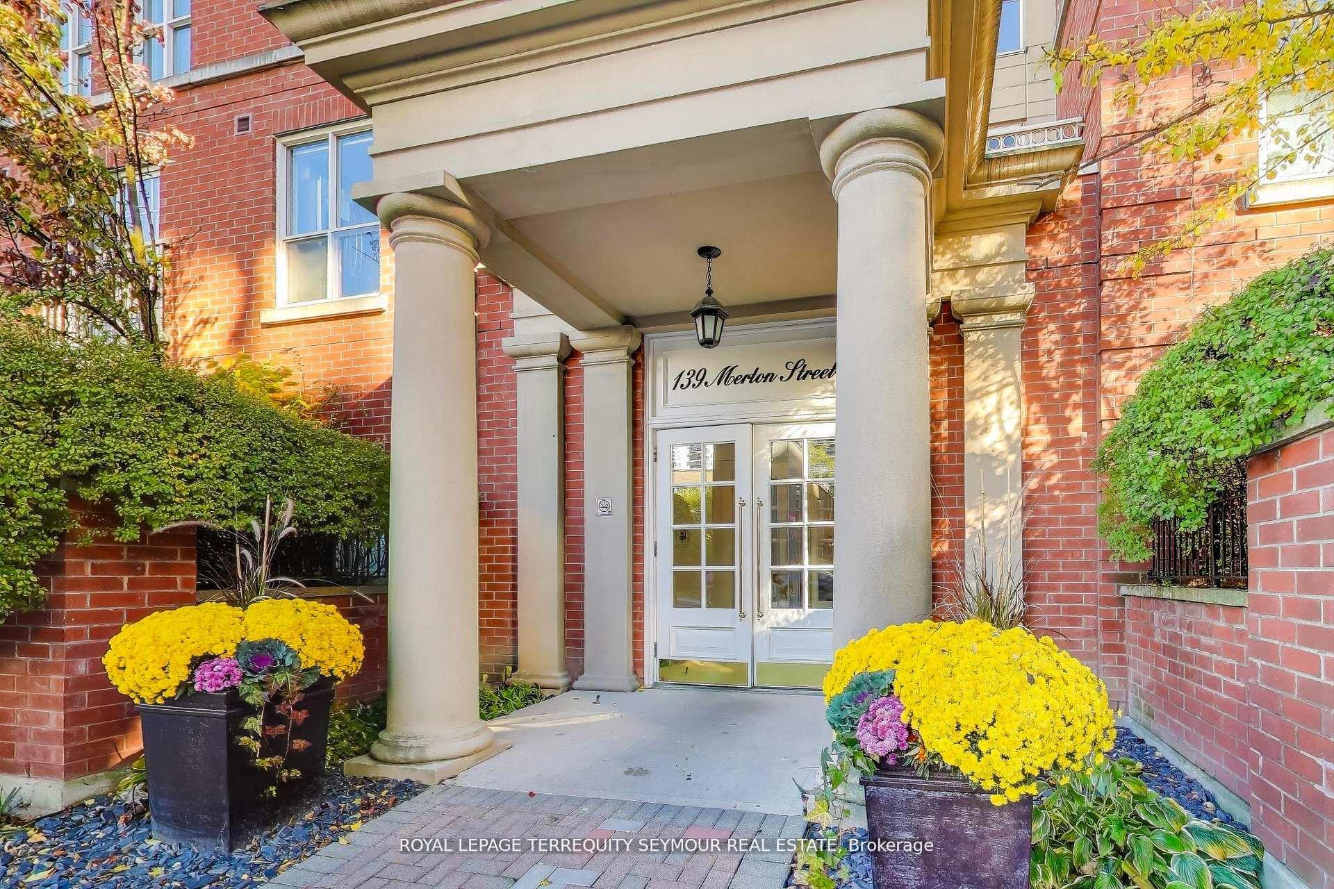 448 - 139 Merton Street Toronto Ontario Canada Sale residential Ali Arbabi RE/MAX Hallmark Realty Ltd., Brokerage *