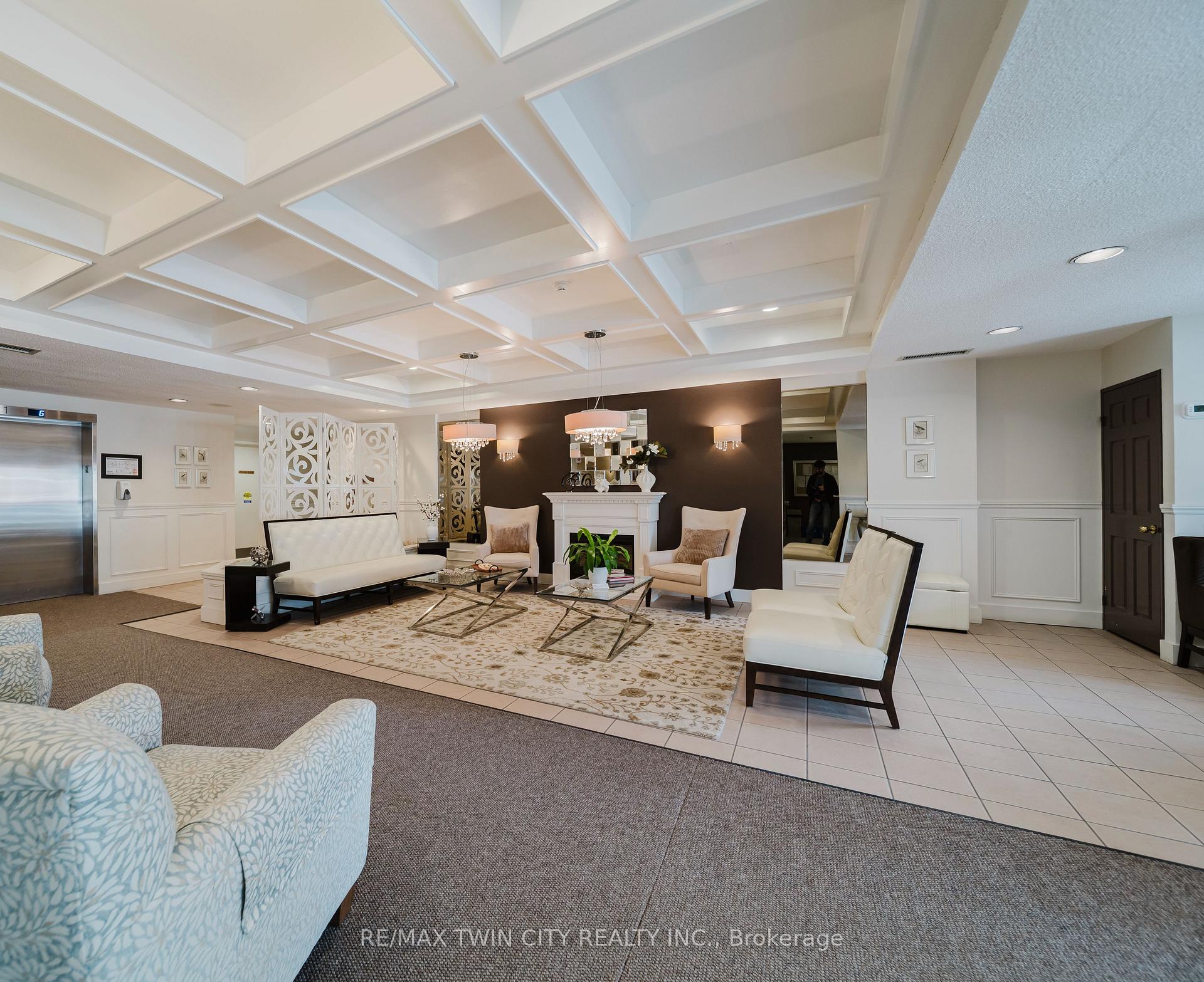 705 - 265 Westcourt Place Waterloo Ontario Canada Sale residential Eva Munch RE/MAX Twin City Realty Inc., Brokerage*