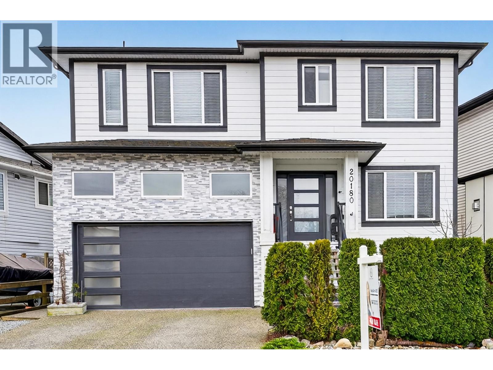 20180 STANTON AVENUE Maple Ridge British Columbia Canada Sale residential   First Stay Realty Inc.