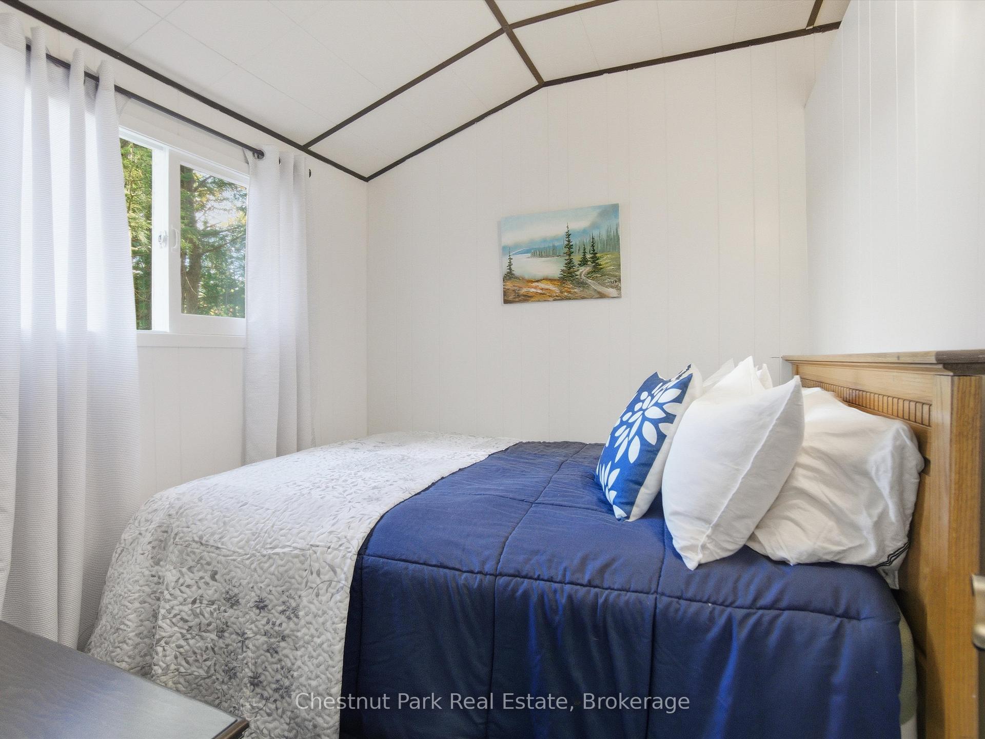 3 Bedroom Single Family Home/House's Image 13