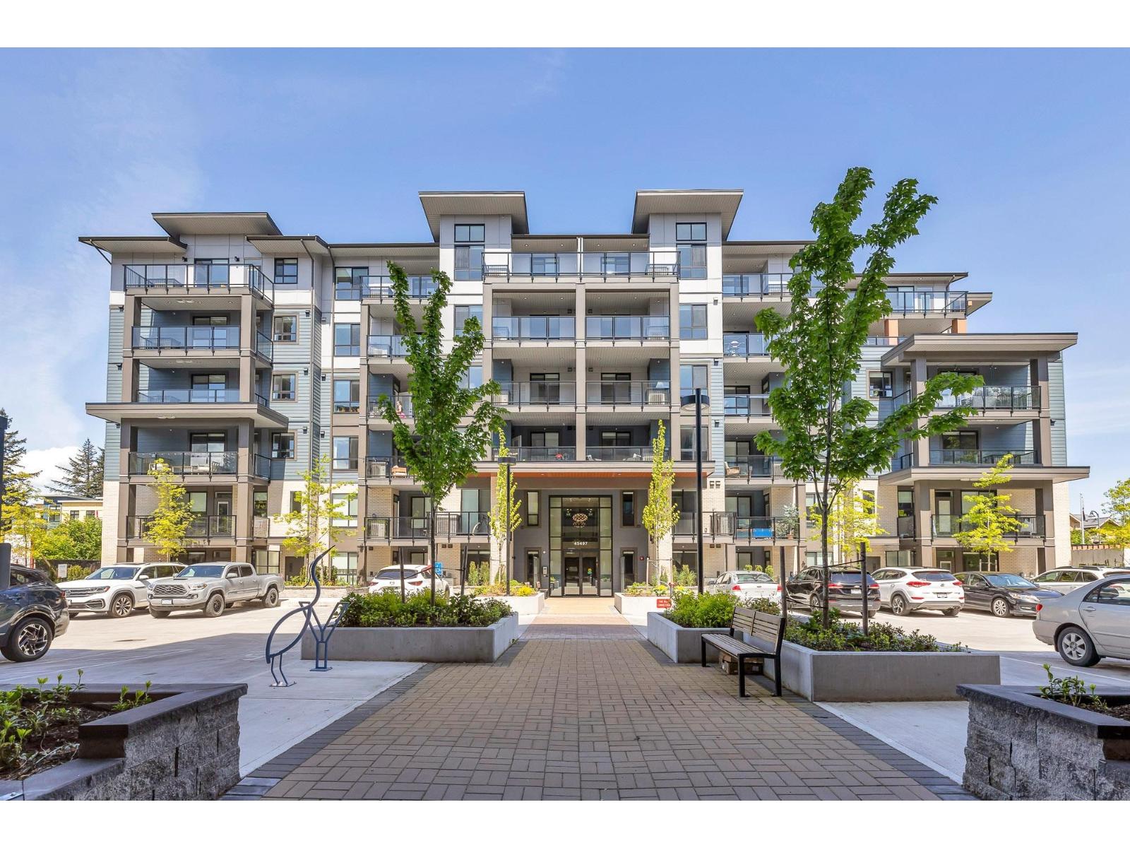 608 45497 CAMPUS DRIVE|Garrison  Chilliwack British Columbia Canada Sale residential Kevin Jelski Pathway Executives Realty Inc.