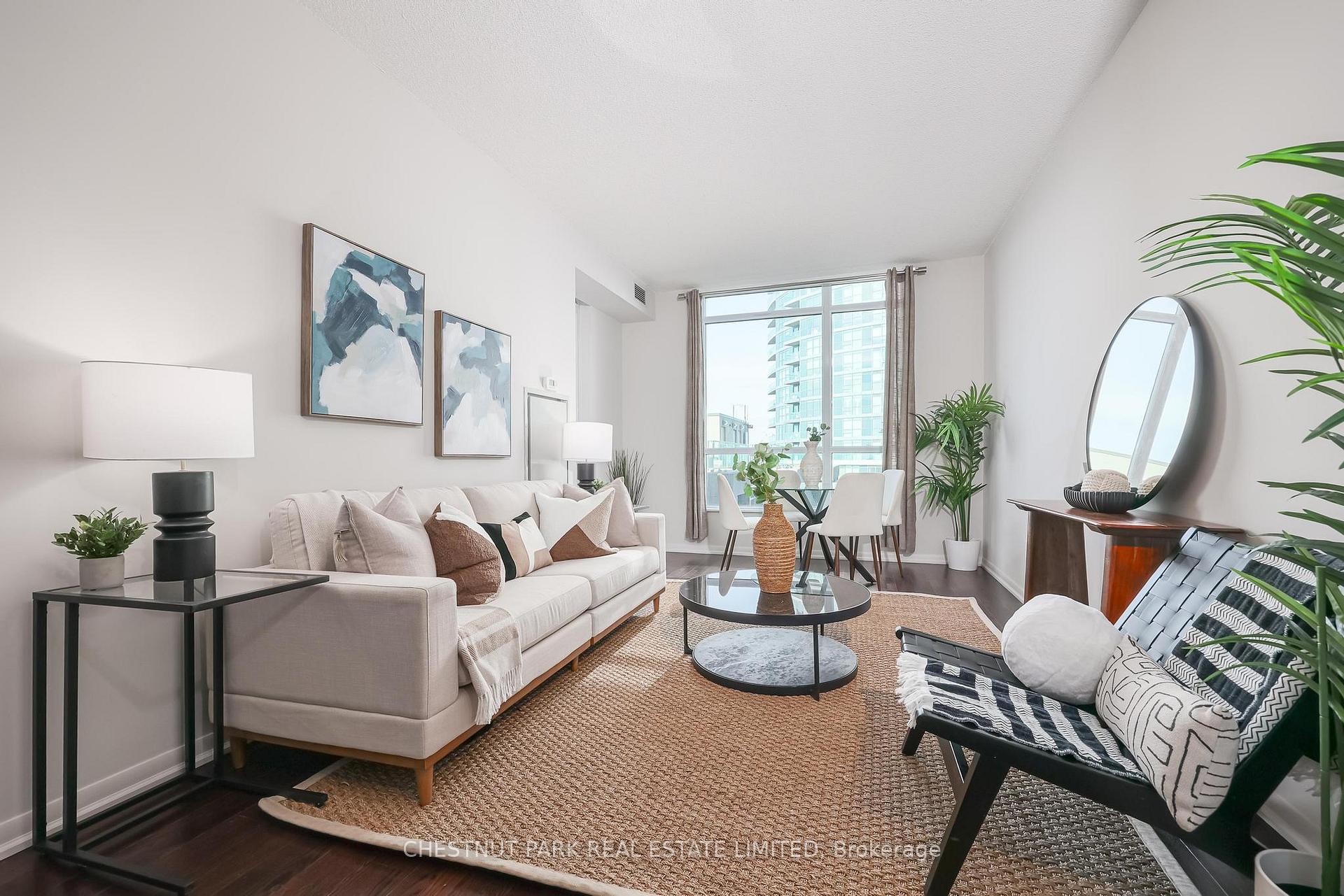 2 Bedroom Apartment/Flat's Image 4