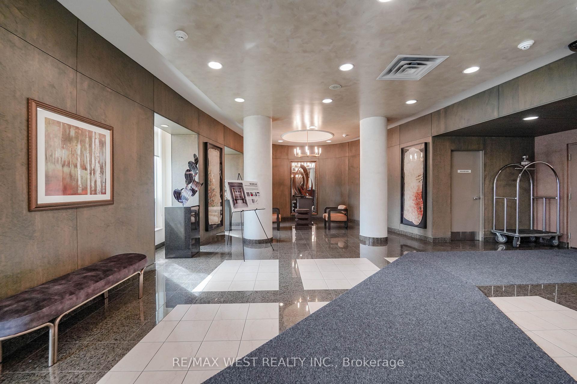 1717 - 188 Doris Avenue Toronto Ontario Canada Sale residential   HomeLife Top Star Realty Inc., Brokerage *