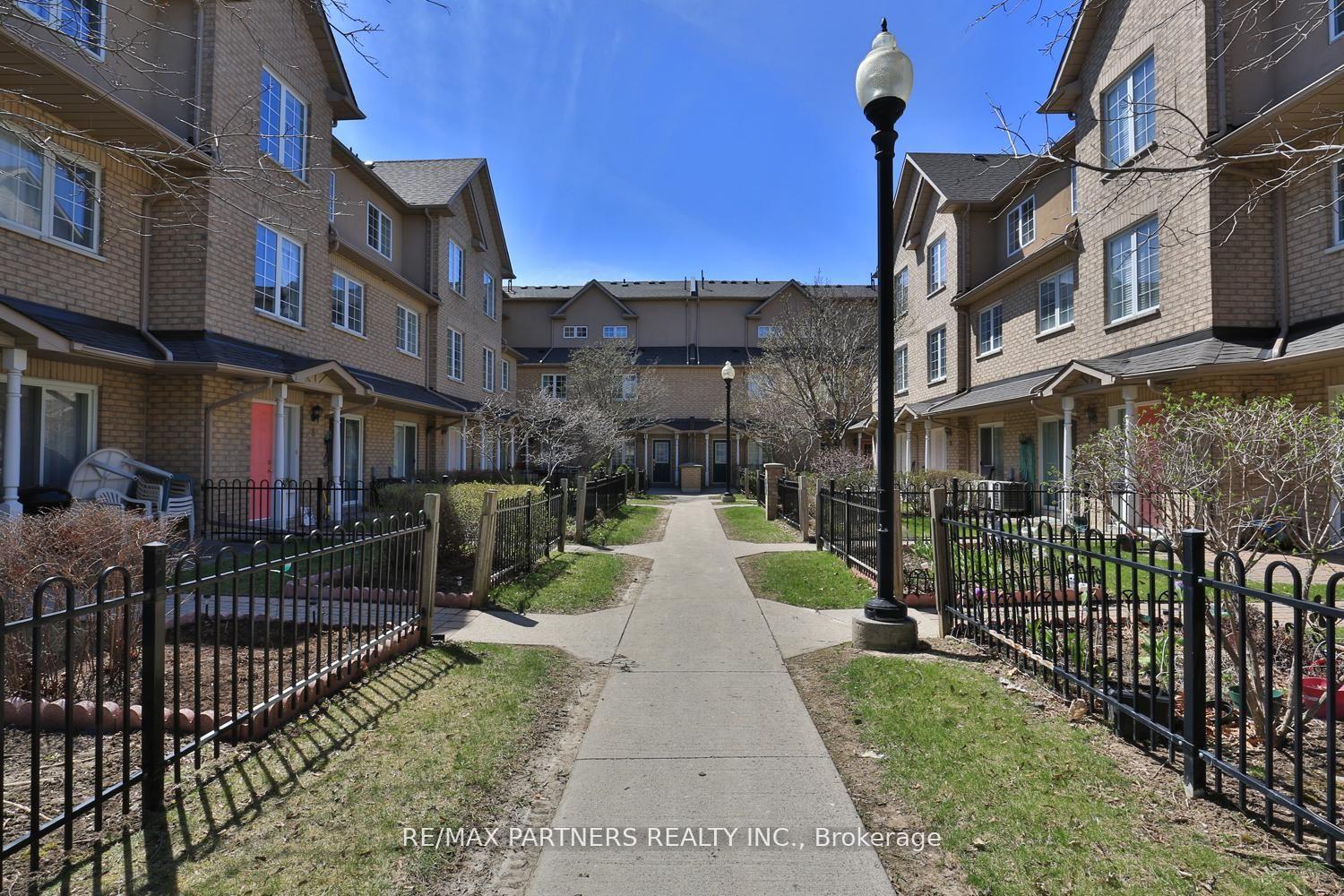 11 - 23 St Moritz Way Markham Ontario Canada Sale residential Jason Yu Team 地產三兄妹 RE/MAX Partners Realty Inc., Brokerage*