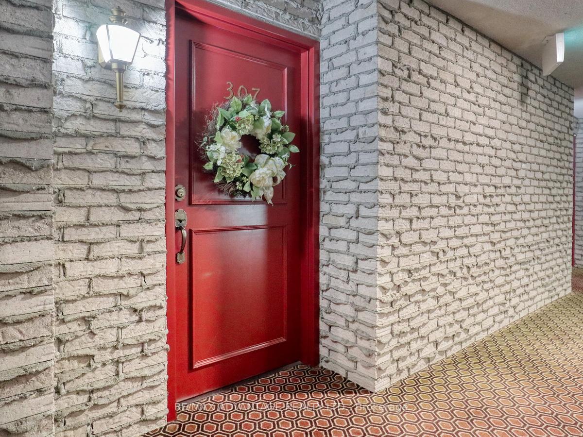 307 - 693 Windermere Road London North Ontario Canada Sale residential Steve Parker RE/MAX Advantage Realty Ltd., Brokerage*