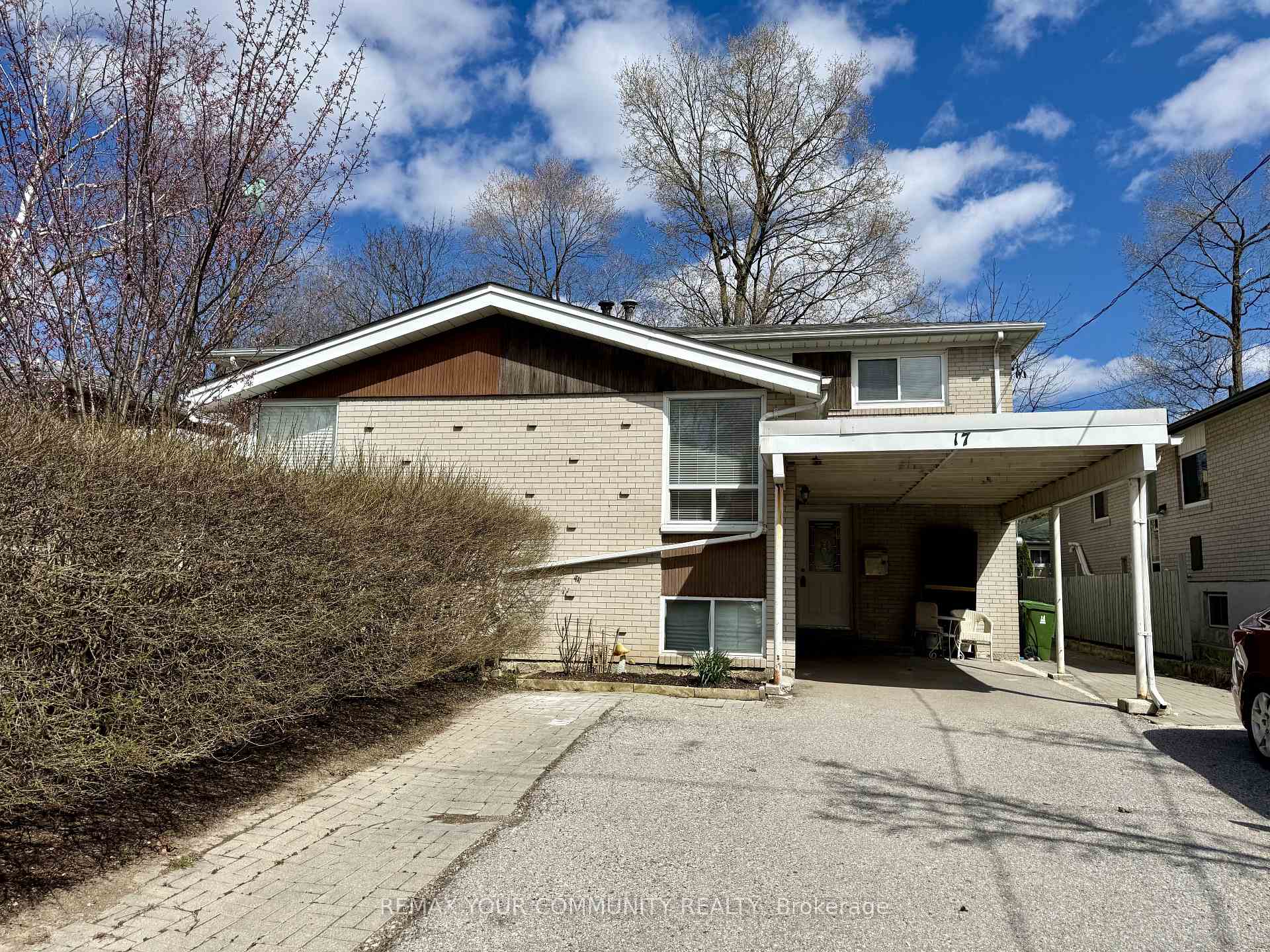 Back Unit - 17 Regatta Crescent Toronto Ontario Canada Rent residential   Starts Realty Canada, Inc., Brokerage*