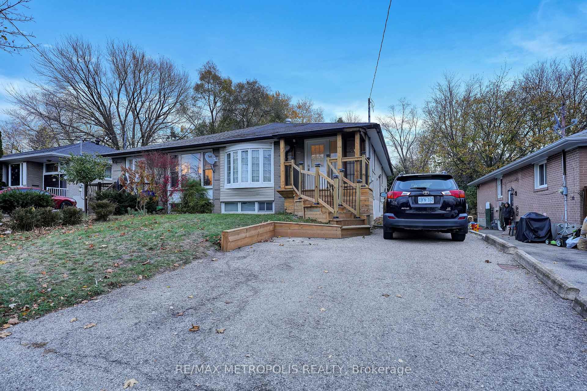 Basement - 268 Penn Avenue Newmarket Ontario Canada Rent residential Dushan Nithiyanantham RE/MAX Metropolis Realty Brokerage*