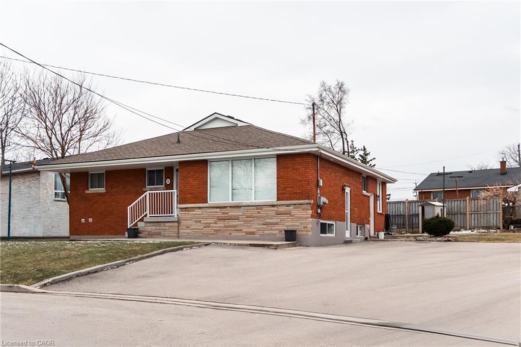 Lower - 8 Salmond Court Hamilton Ontario Canada Rent residential   RE/MAX Realty Enterprises Inc., Brokerage