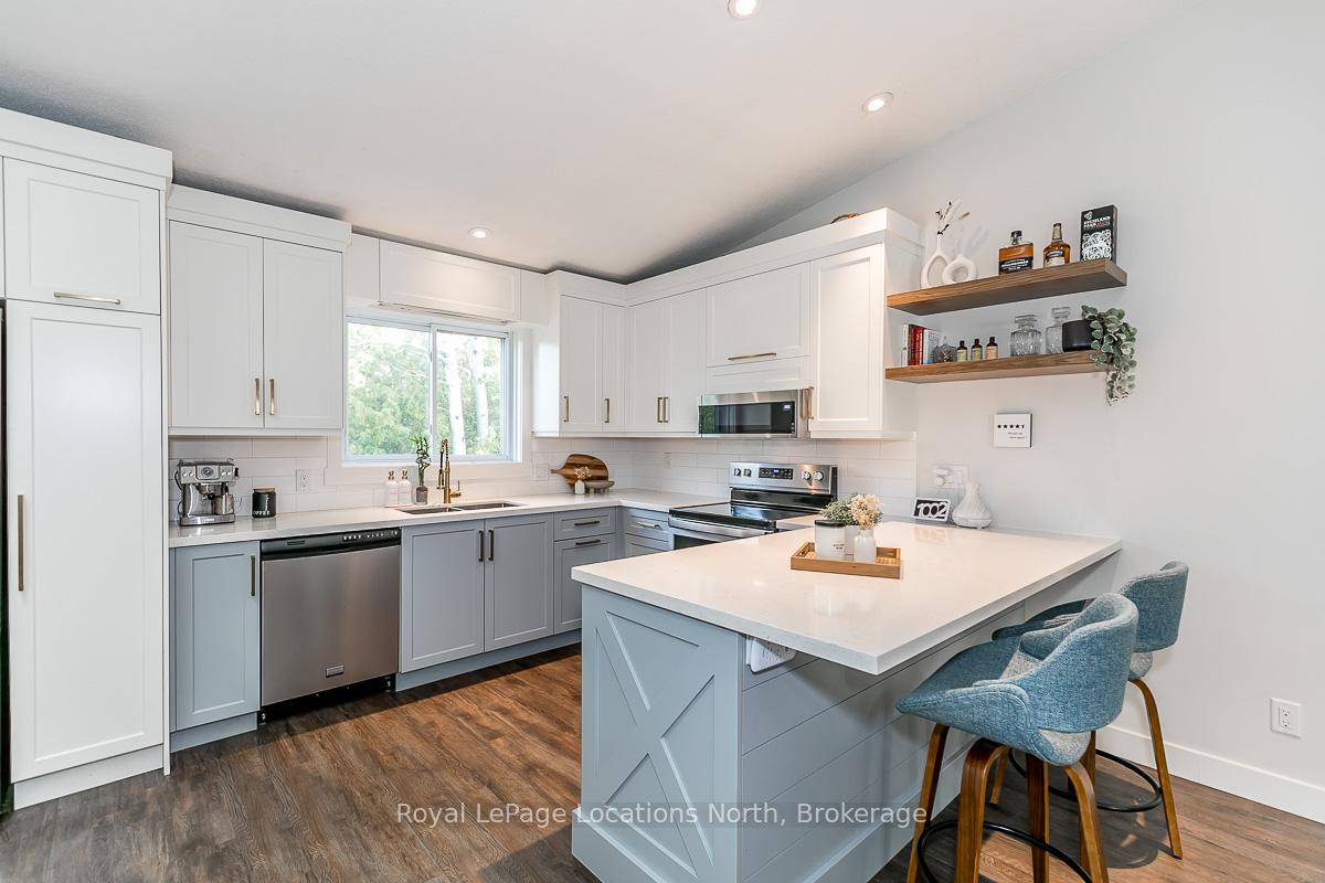 415 - 14 Dawson Drive Collingwood Ontario Canada Sale residential   The Picot Team - Chestnut Park Real Estate Brokerage