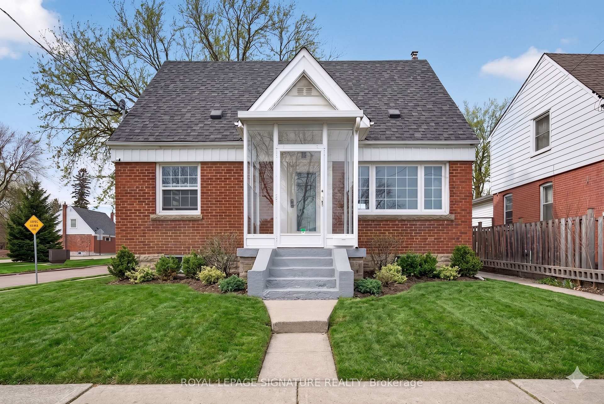 3244 St Clair Avenue E Toronto Ontario Canada Sale residential Natasha Niles Century 21 Signature Service