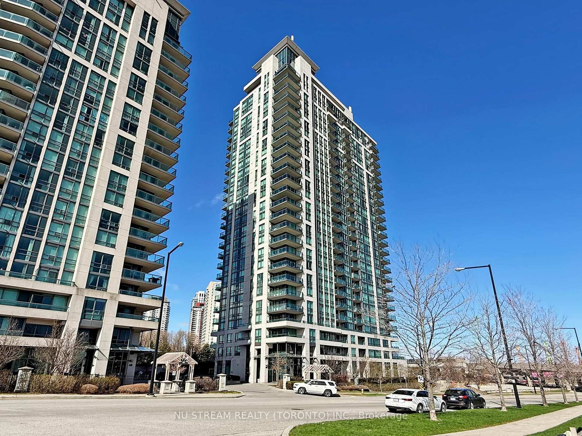703 - 88 Grangeway Avenue Toronto Ontario Canada Sale residential May Goldberg CENTURY 21 FINE LIVING REALTY INC. Brokerage*