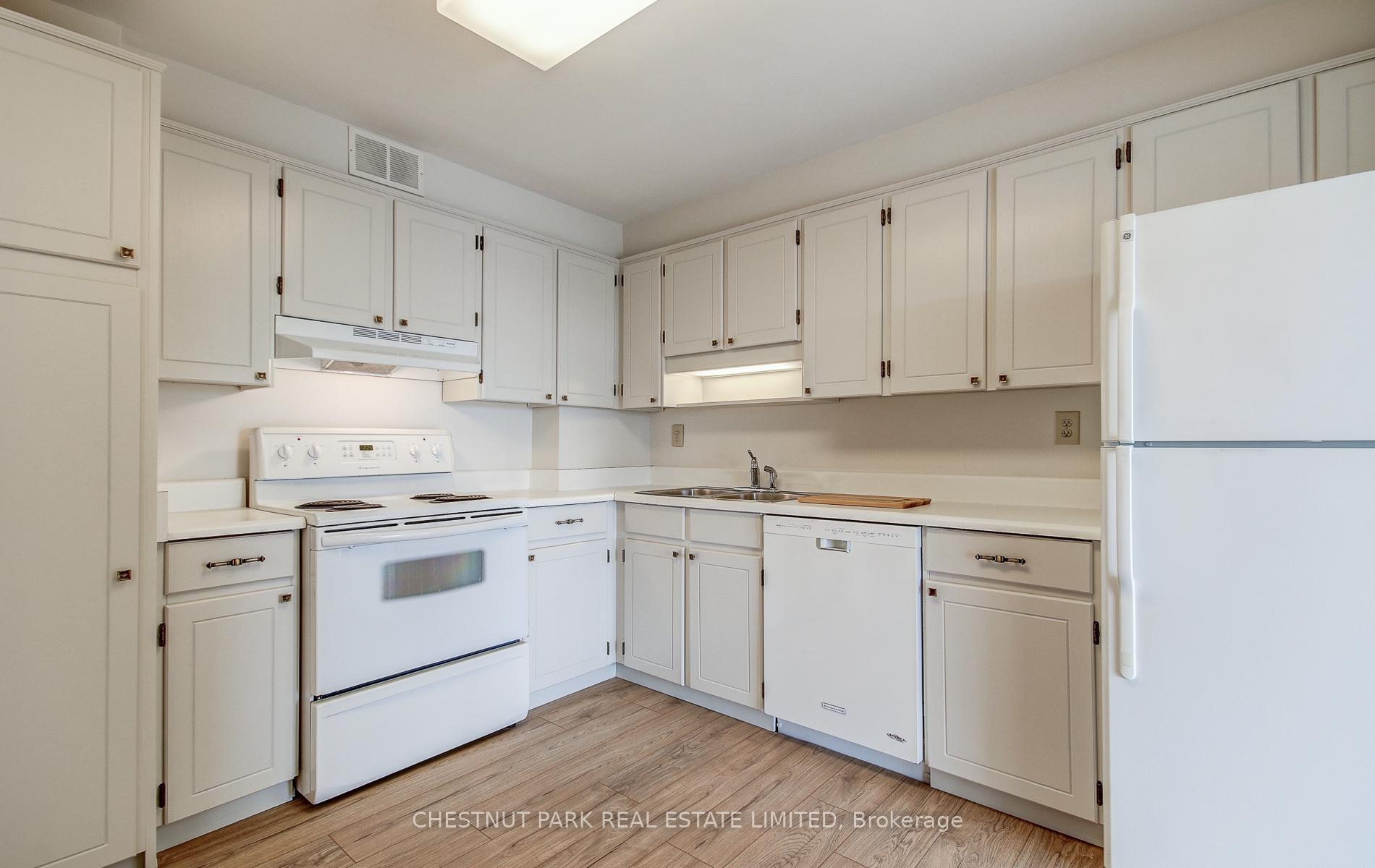 2 Bedroom Apartment/Flat's Image 9
