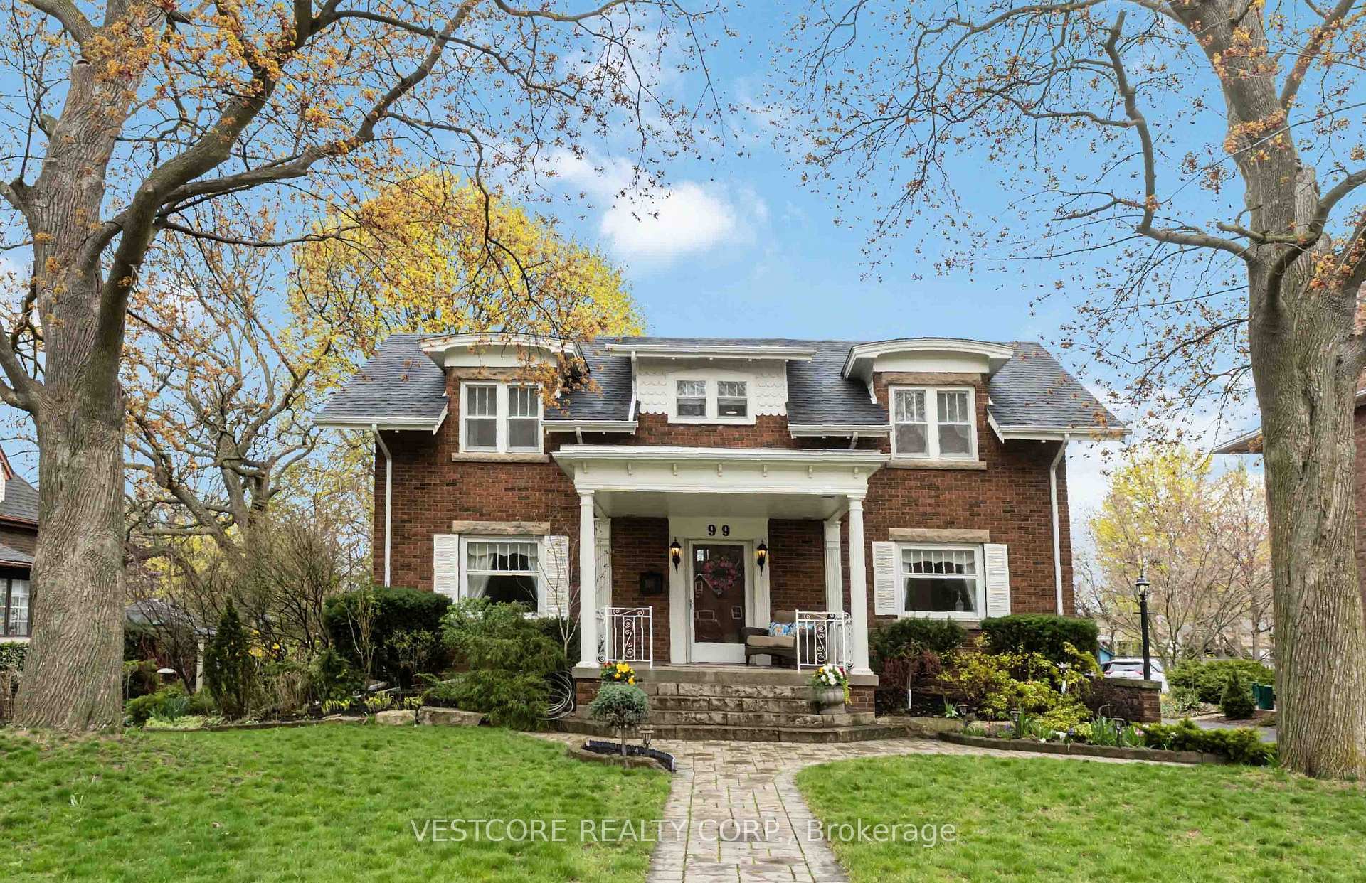 99 Main Street E Grimsby Ontario Canada Sale residential Paul Mazzei VestCore Realty Corp., Brokerage