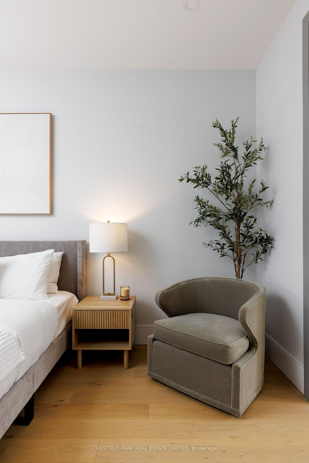 5 Bedroom Single Family Home/House's Image 20